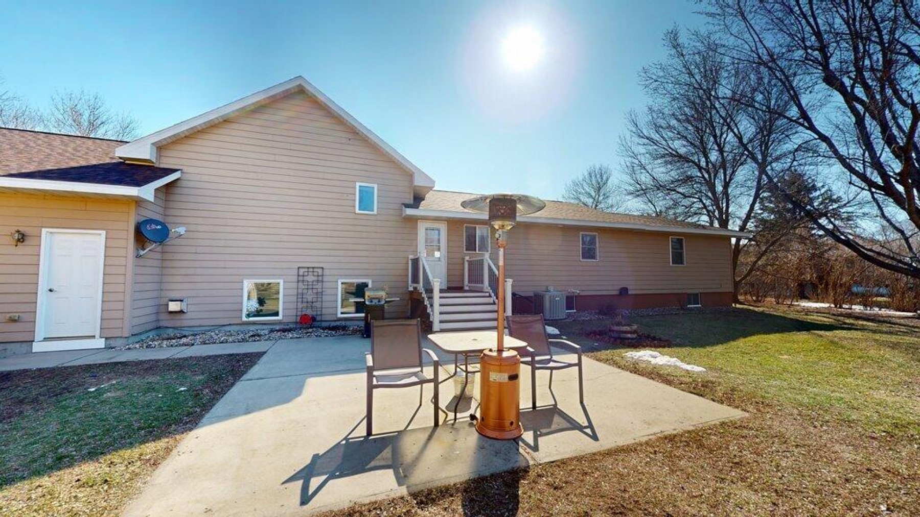 211 58th Avenue, Brookings, SD 57006