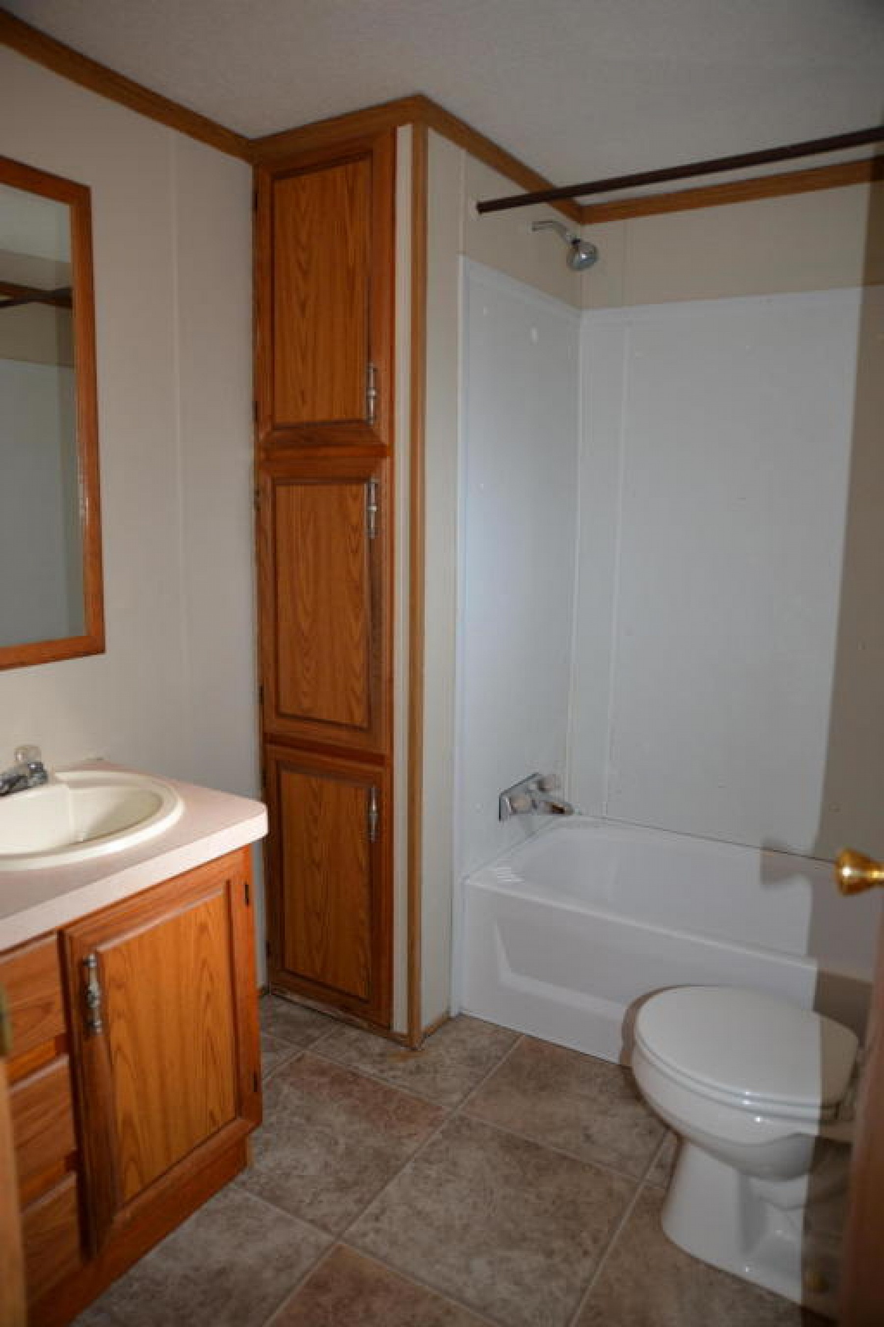 600 5th Avenue, Brookings, SD 57006