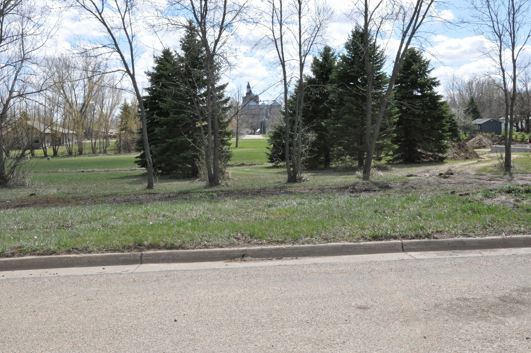 L7,B1 J & E Smith 4th Addition, Arlington, SD 57212