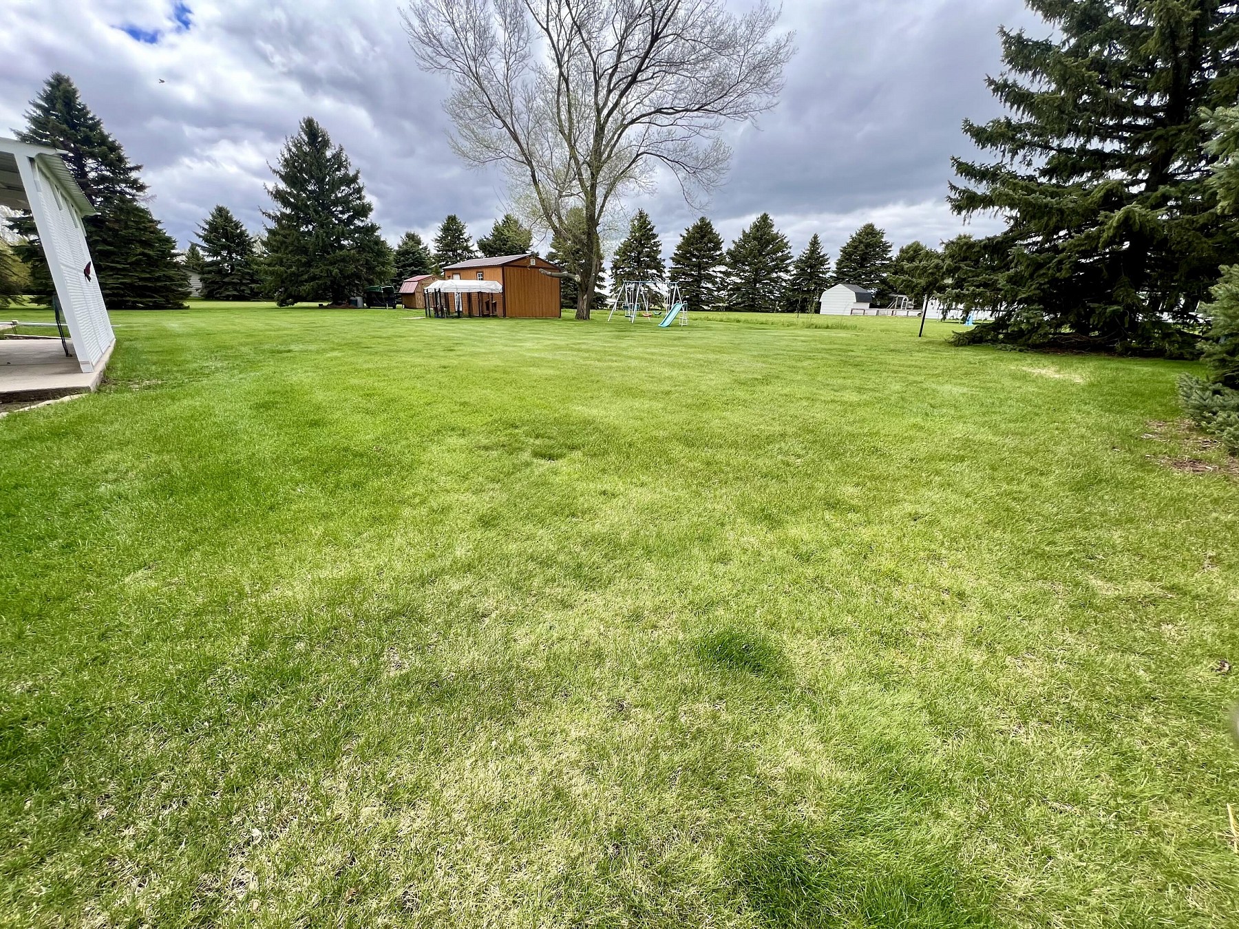 405 Park Avenue S, Lake Preston, SD 57249