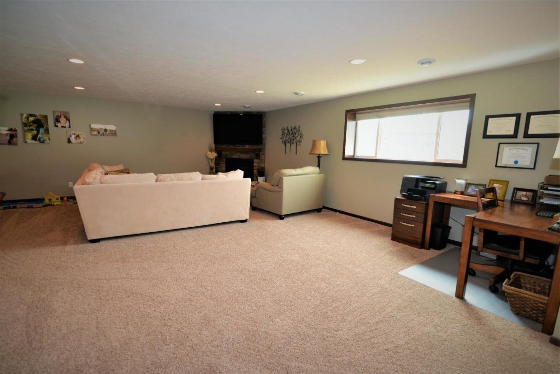 201 Blue Bell Drive, Brookings, SD 57006