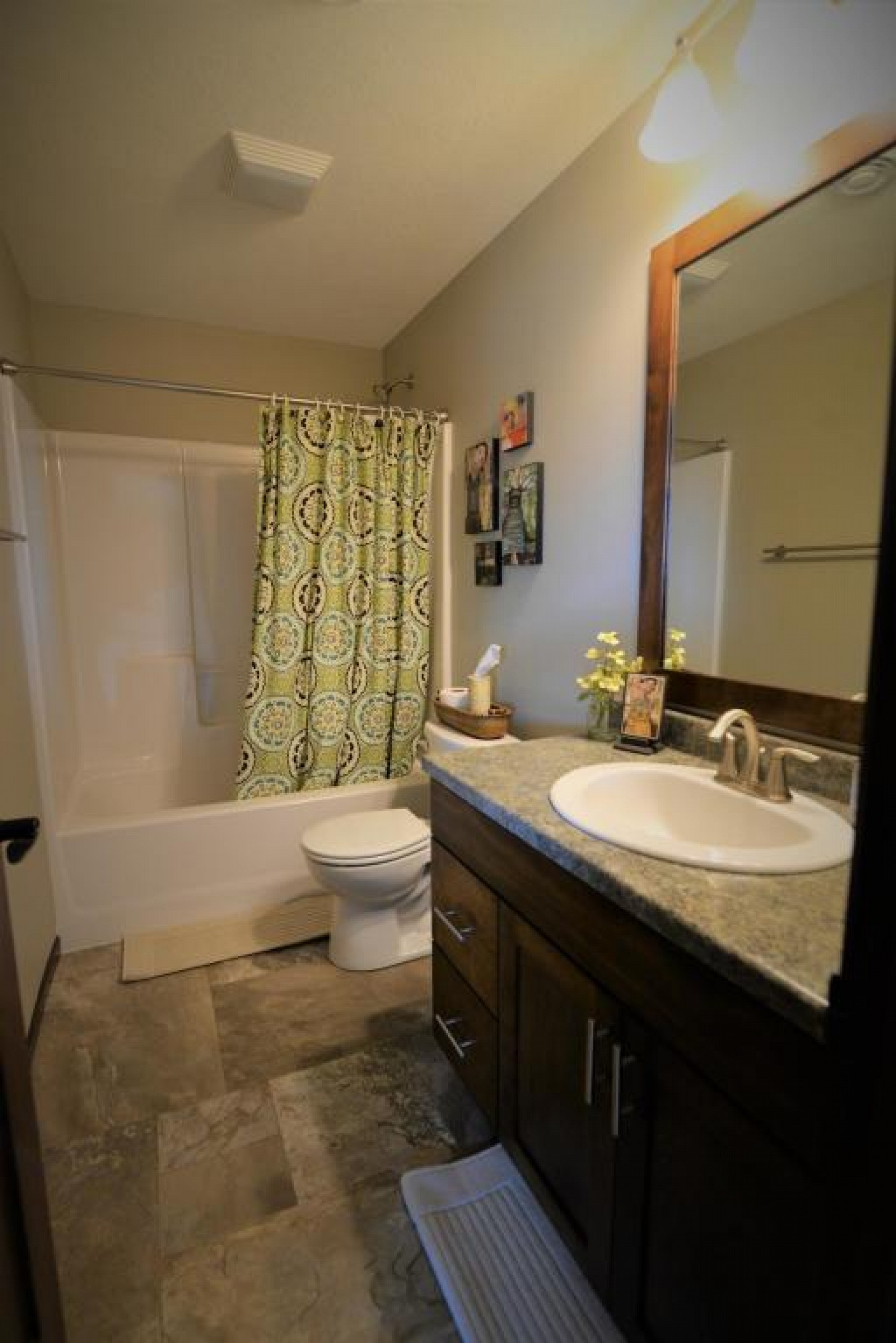 201 Blue Bell Drive, Brookings, SD 57006