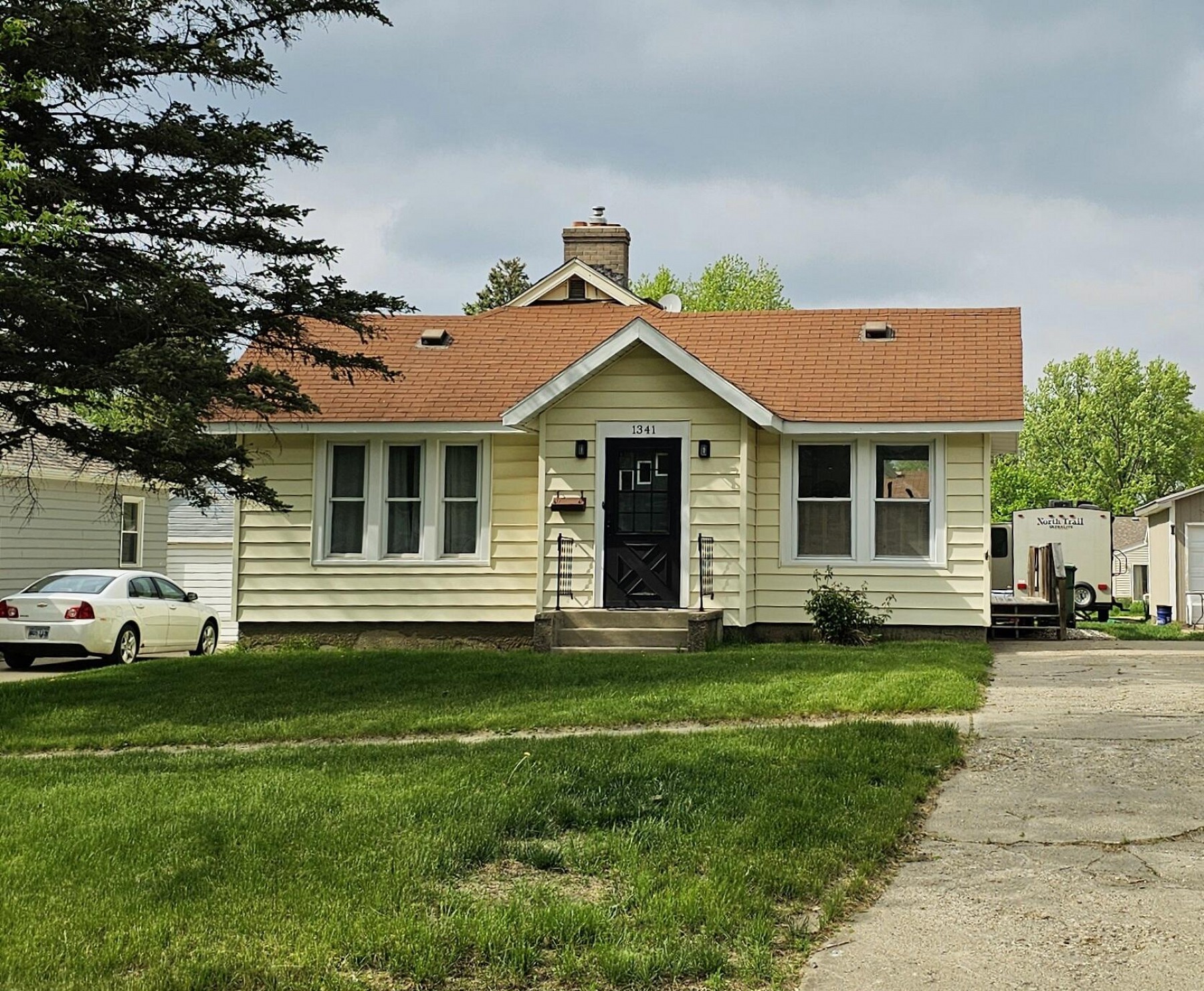 1341 4th Street, Brookings, SD 57006