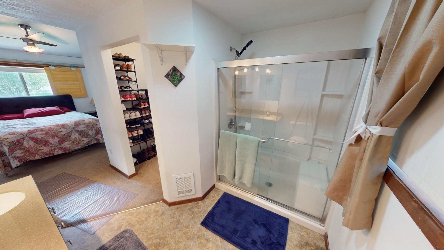 410 22nd Avenue S, Brookings, SD 57006