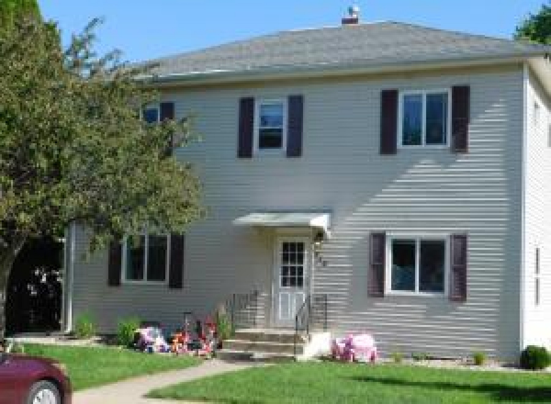 513 Harvey Dunn St, Brookings, SD 57006