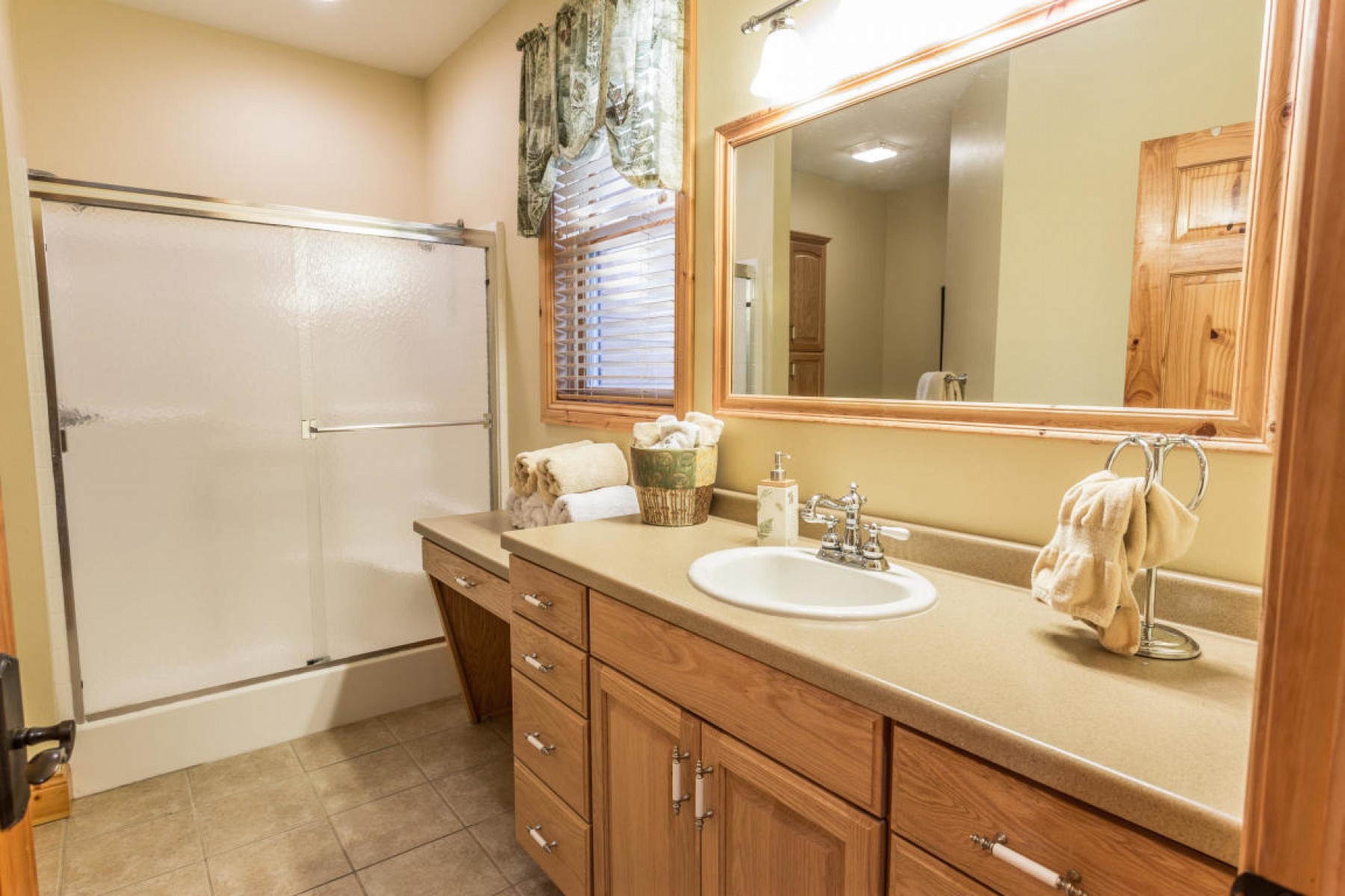 47135 203RD Street, Brookings, SD 57006