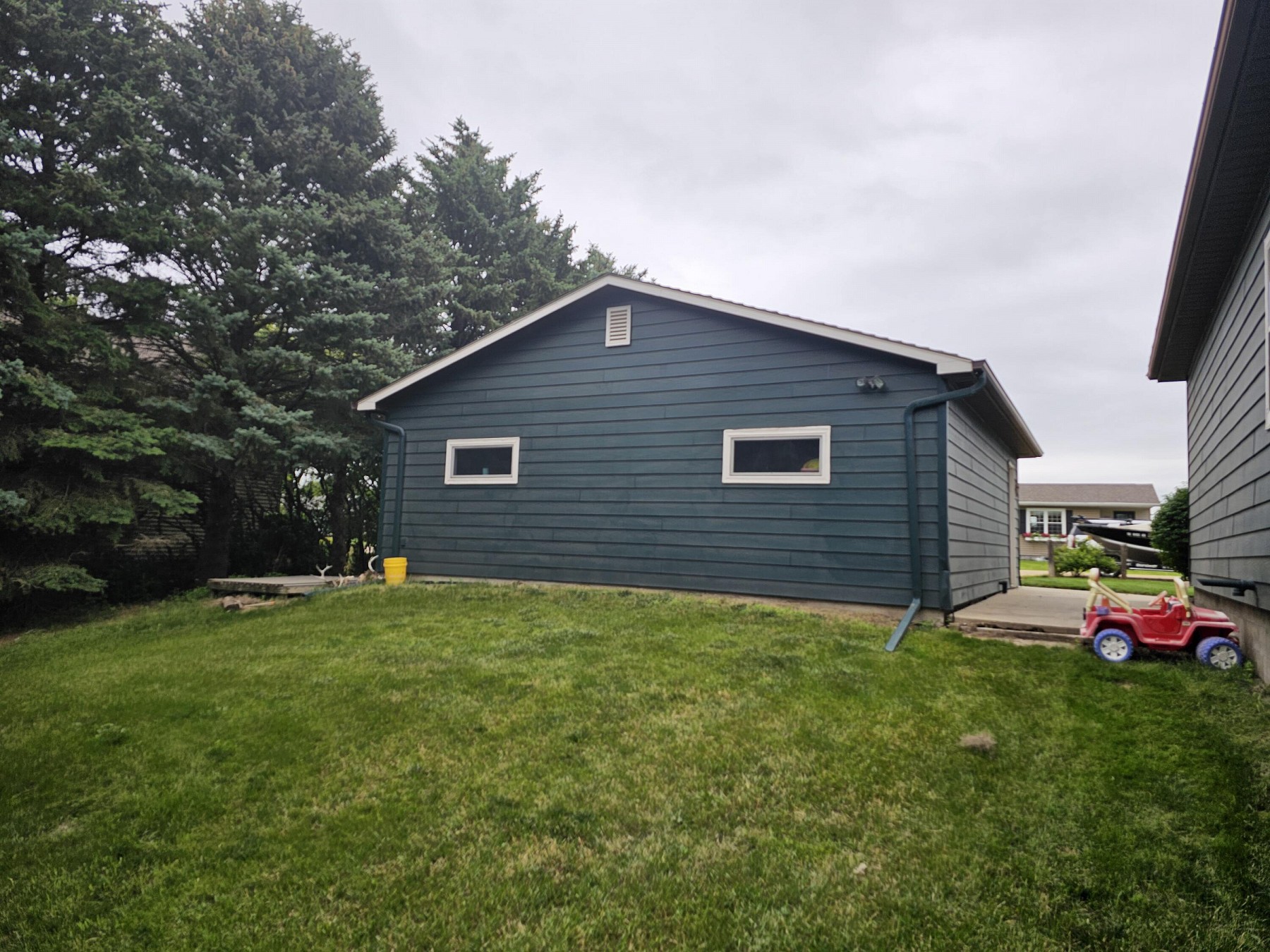 3524 Pleasant View Drive, Brookings, SD 57006