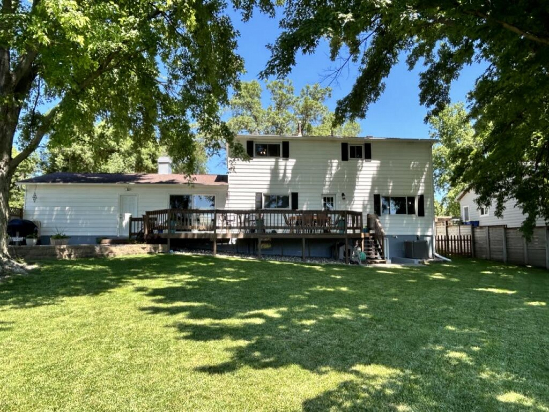 1604 Derdall Drive, Brookings, SD 57006