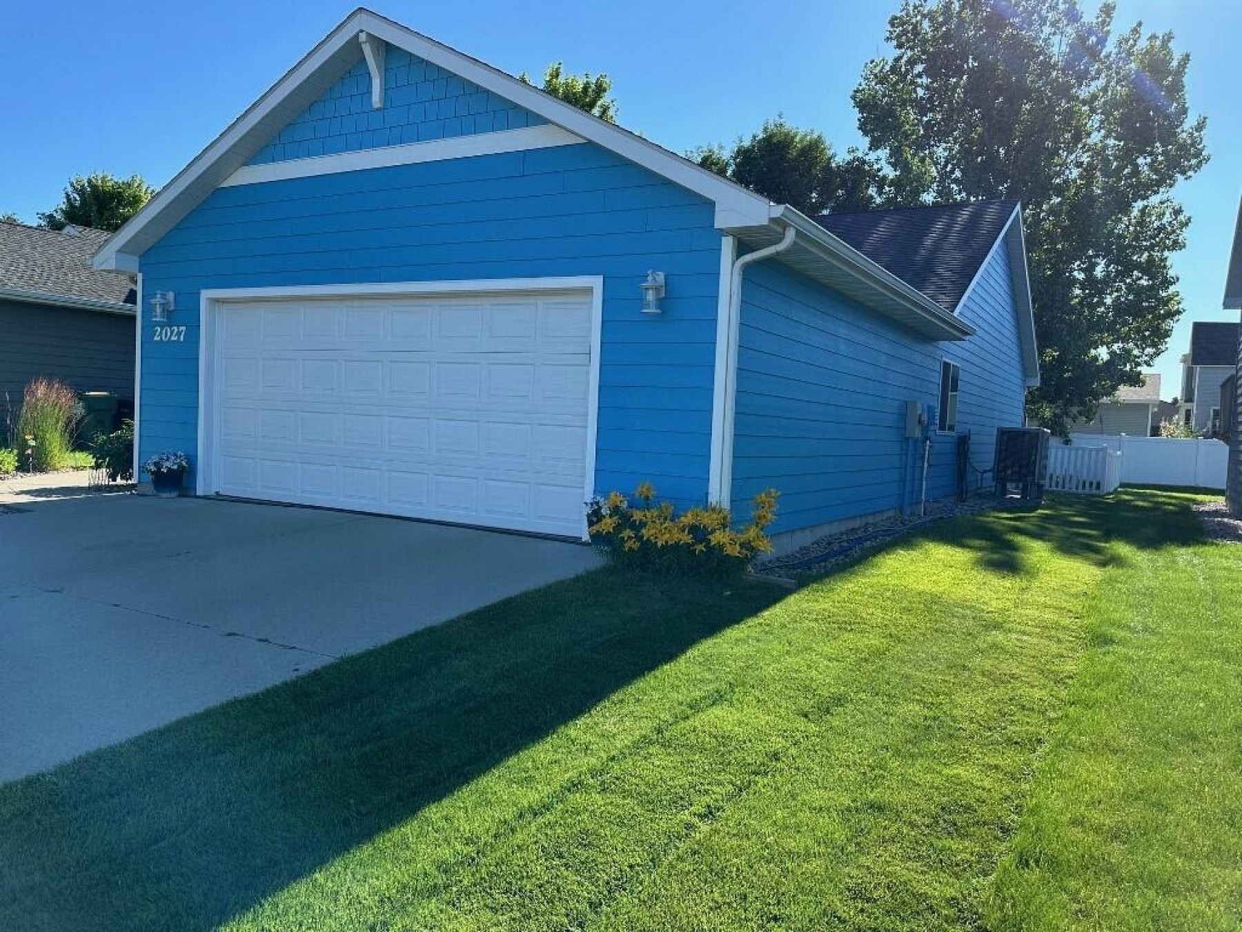 2027 Cumberland Court, Brookings, SD 57006