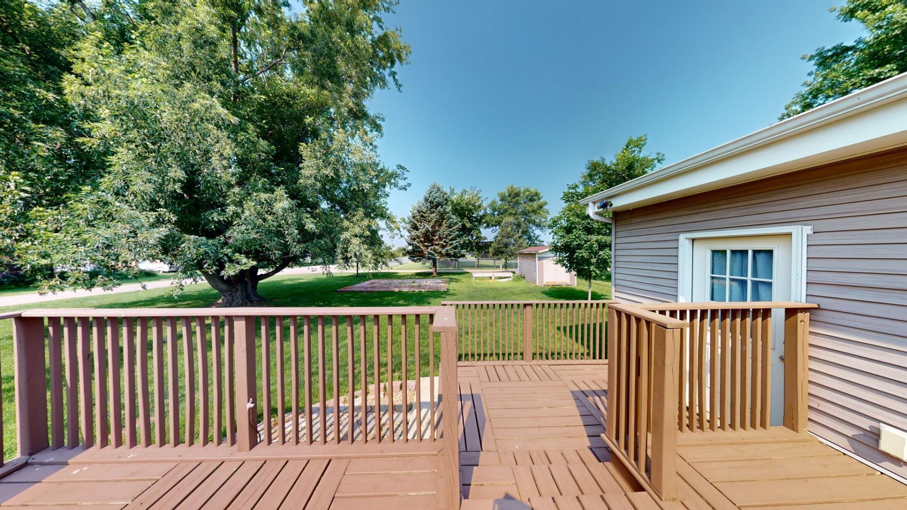 715 Elk Street S, Elkton, SD 57026