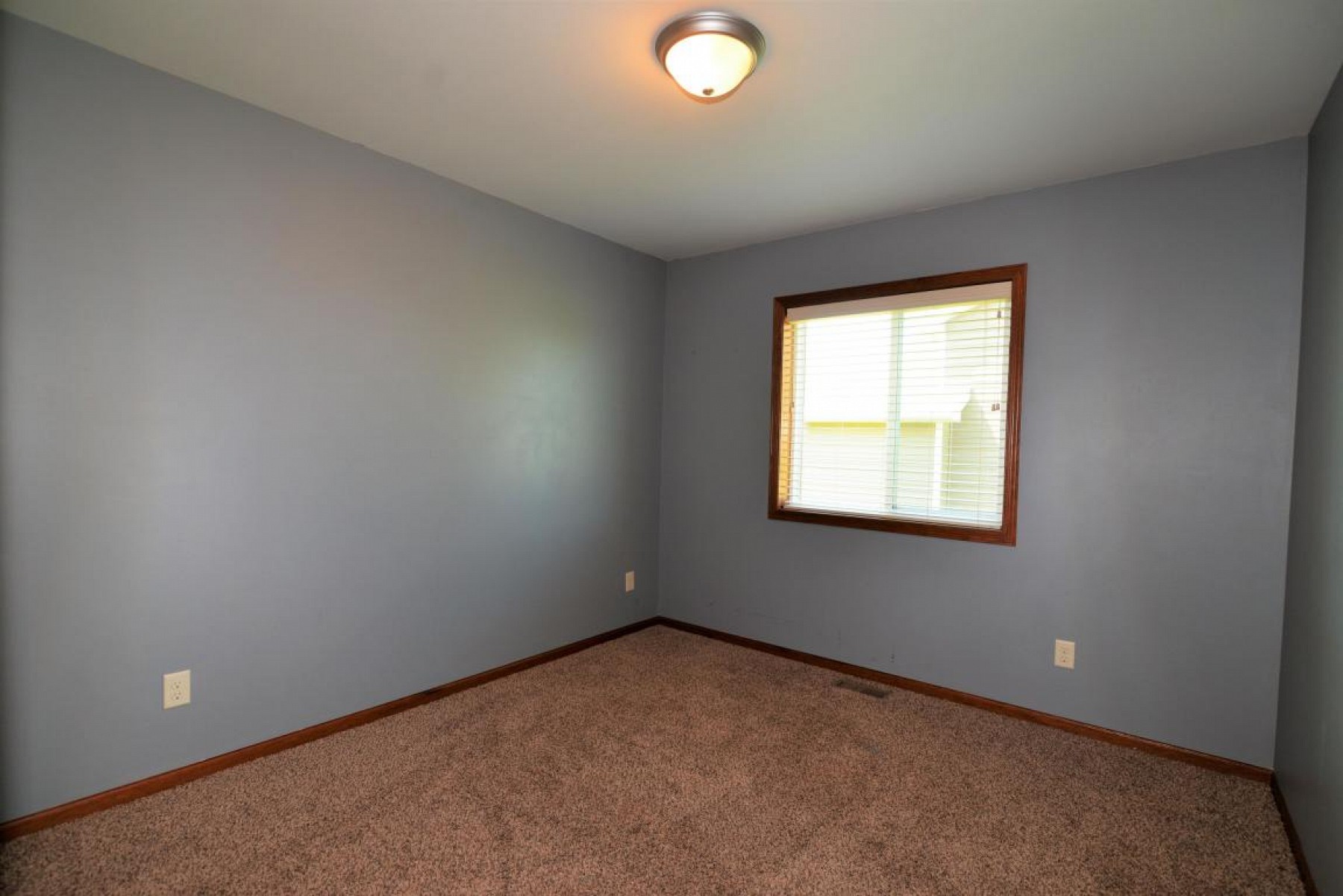 104 Brody Avenue, Volga, SD 57071