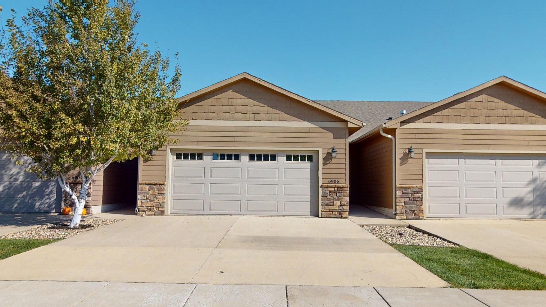 6906 Witzke Avenue, Sioux Falls, SD 57108