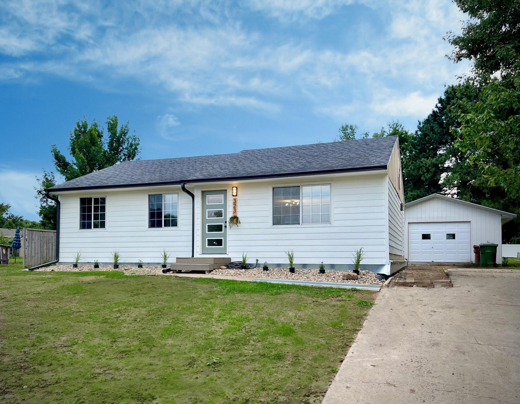 323 Thunder Lane, Brookings, SD 57006