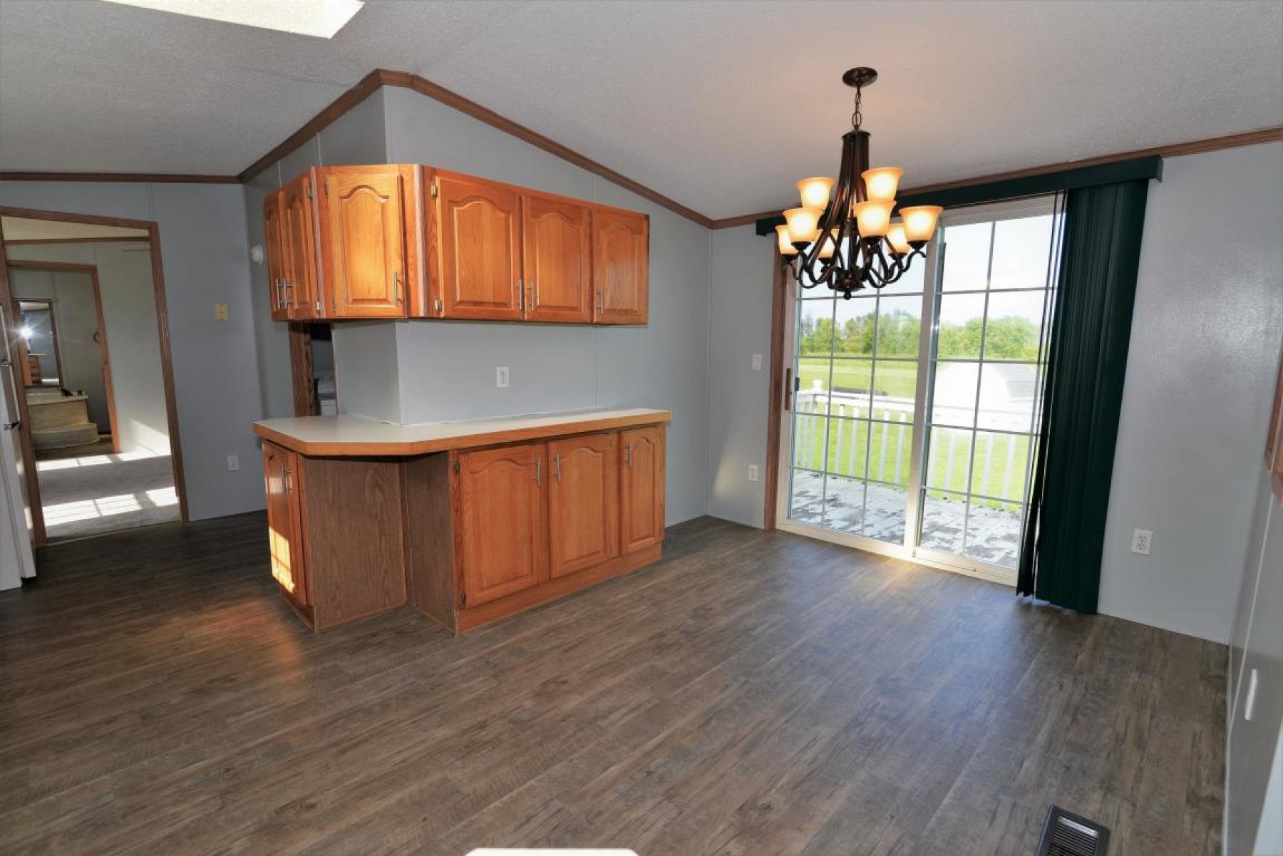 911 Tumbleweed Road, Brookings, SD 57006