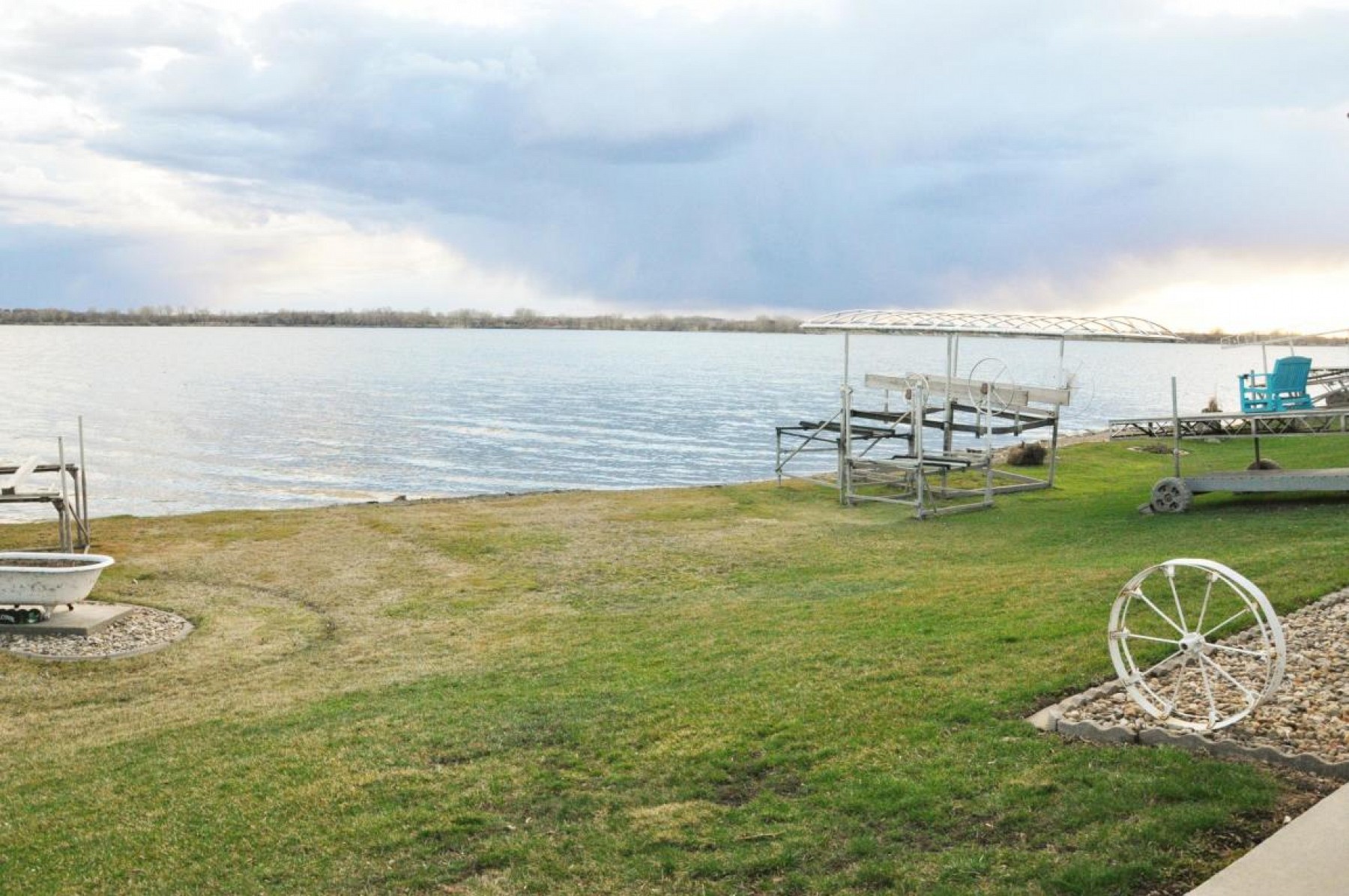 6399 Fischer Drive, Wentworth, SD 57075