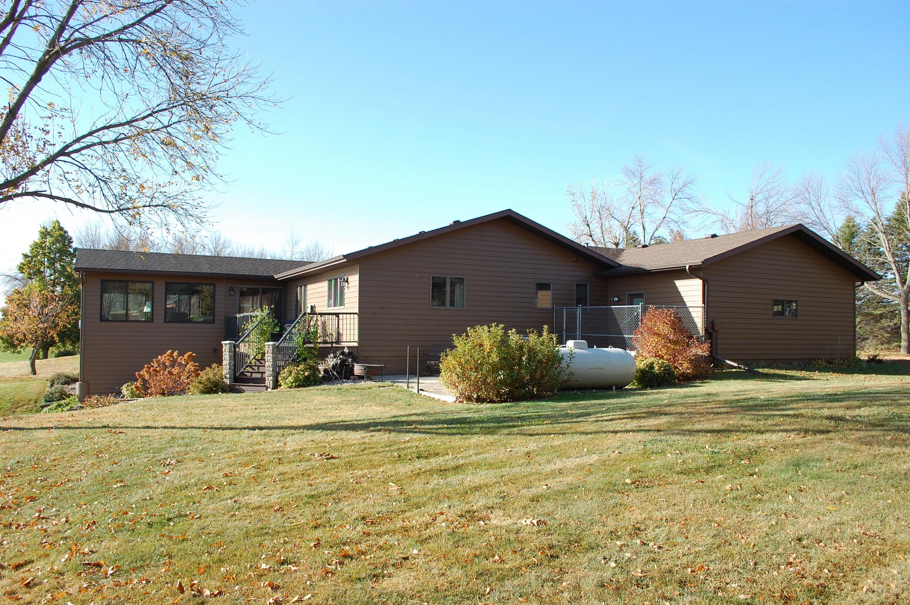 155 Dakota Shores Place, Hendricks, MN 56136