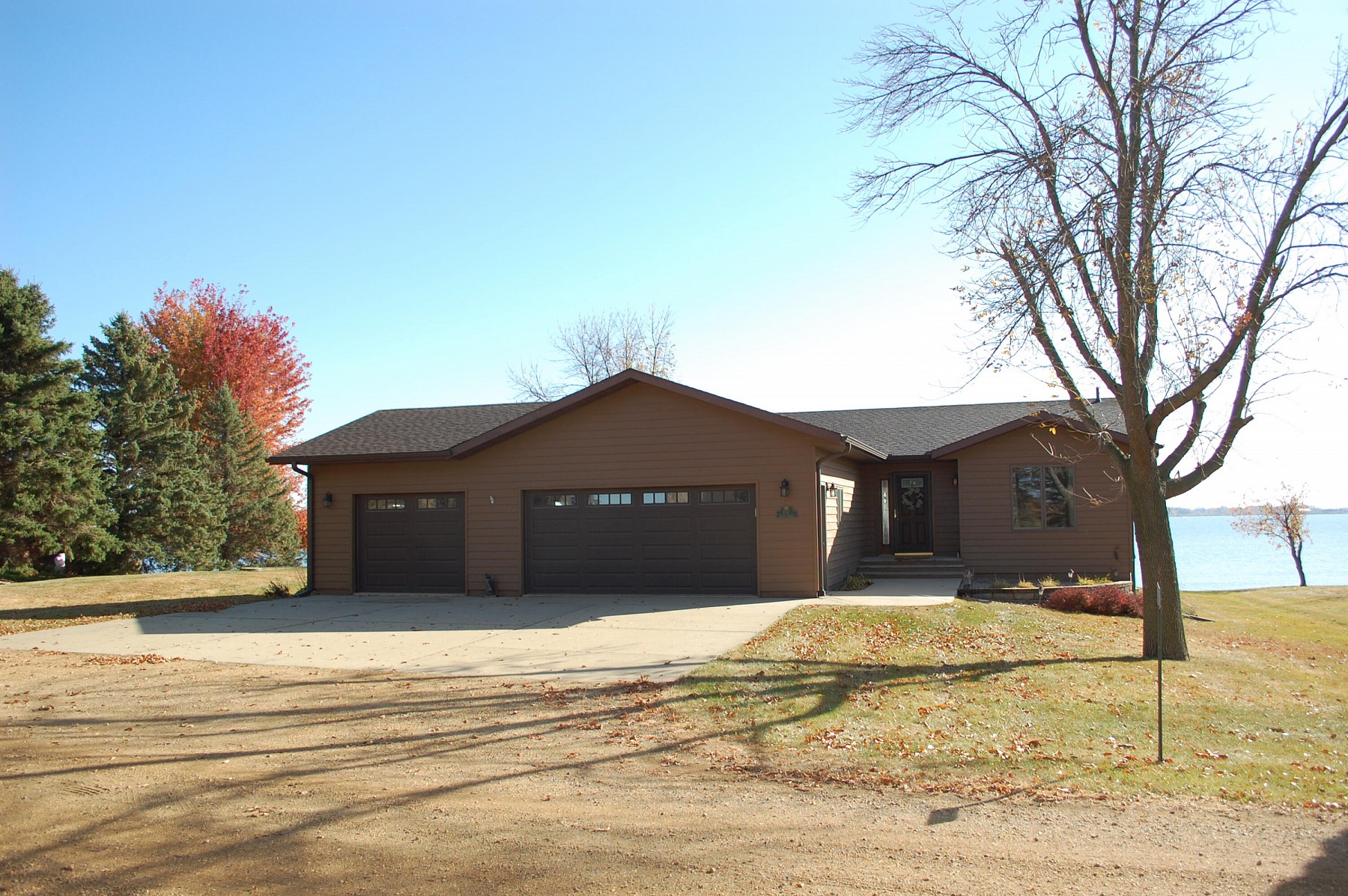 155 Dakota Shores Place, Hendricks, MN 56136