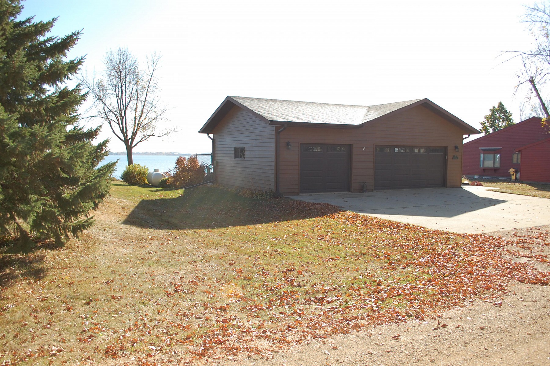 155 Dakota Shores Place, Hendricks, MN 56136