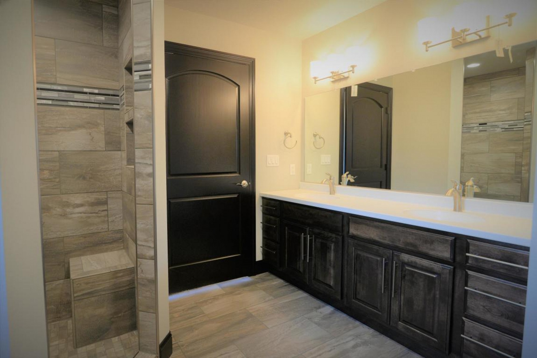 408 Jackson Avenue, Volga, SD 57071