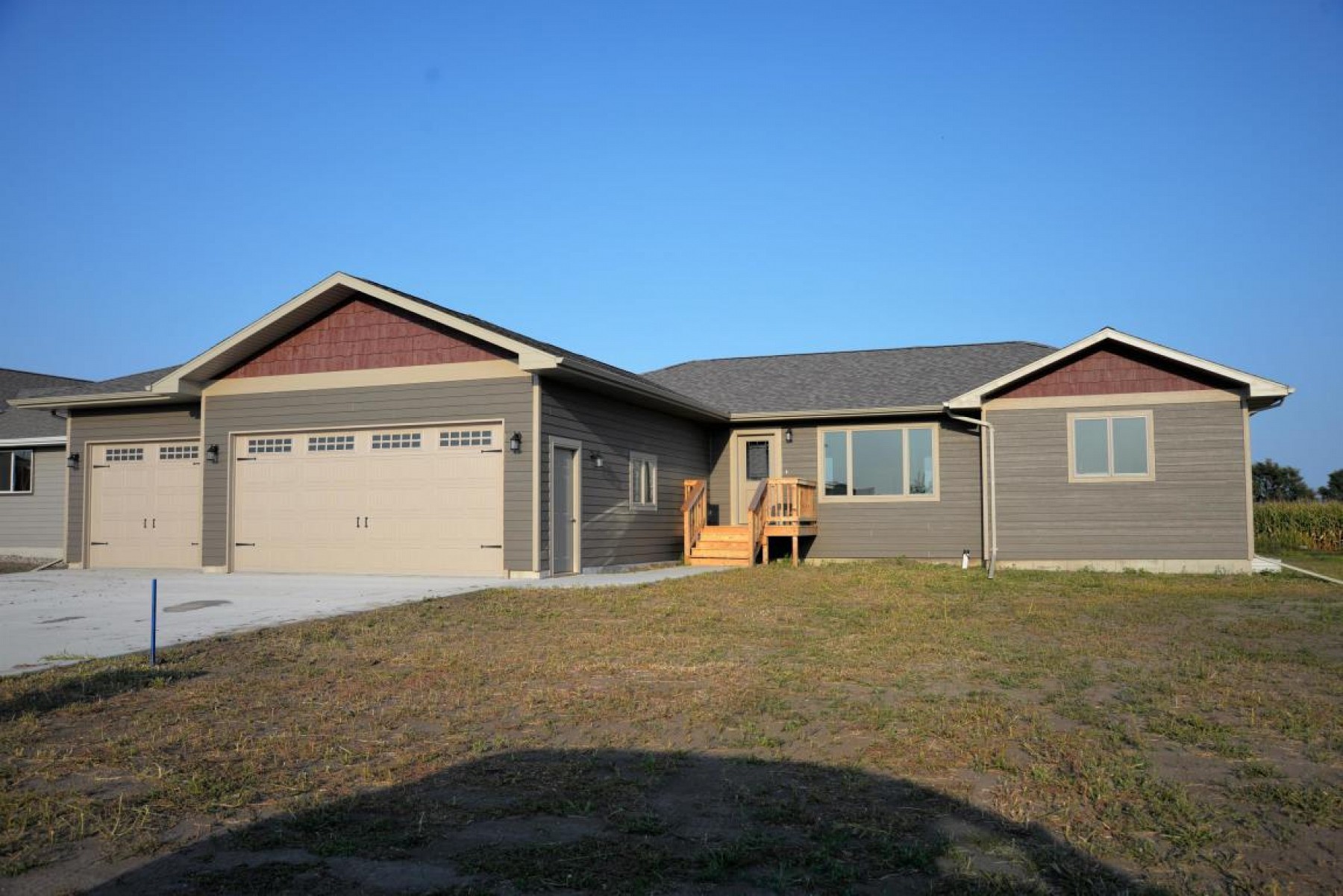 408 Jackson Avenue, Volga, SD 57071