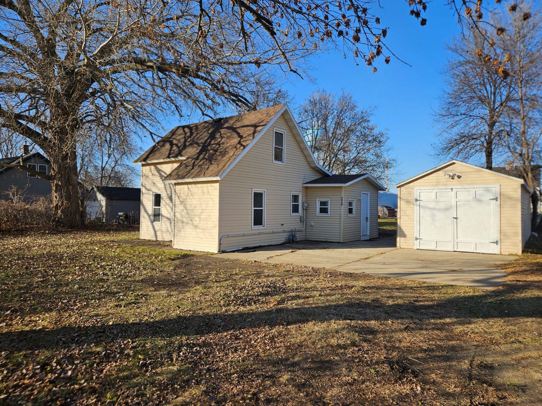 210 2nd Street, Volga, SD 57071