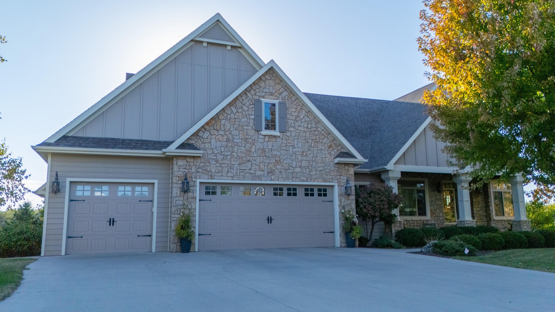 132 Crystal Ridge Circle, Brookings, SD 57006