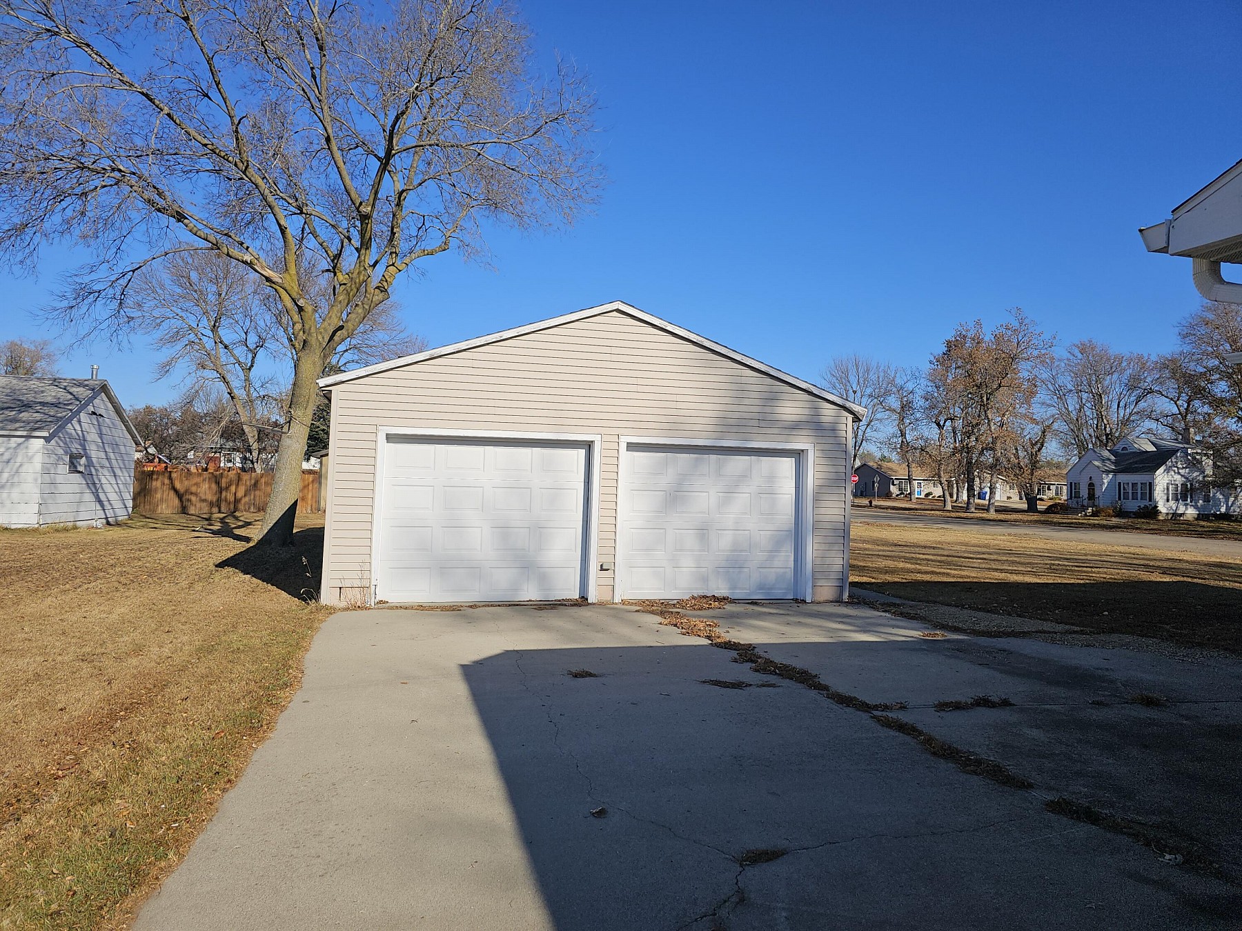 311 Catlett Avenue E, Estelline, SD 57234