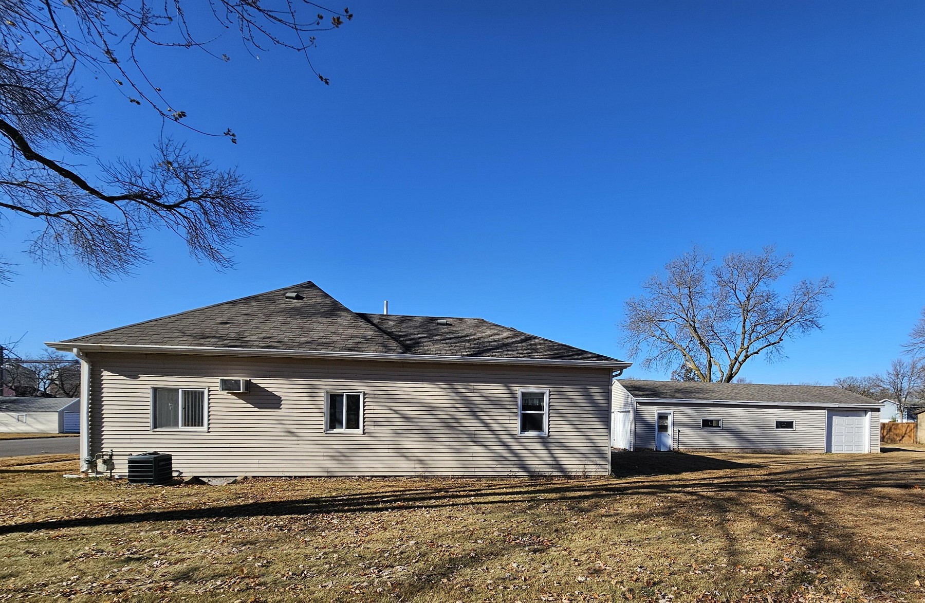 311 Catlett Avenue E, Estelline, SD 57234