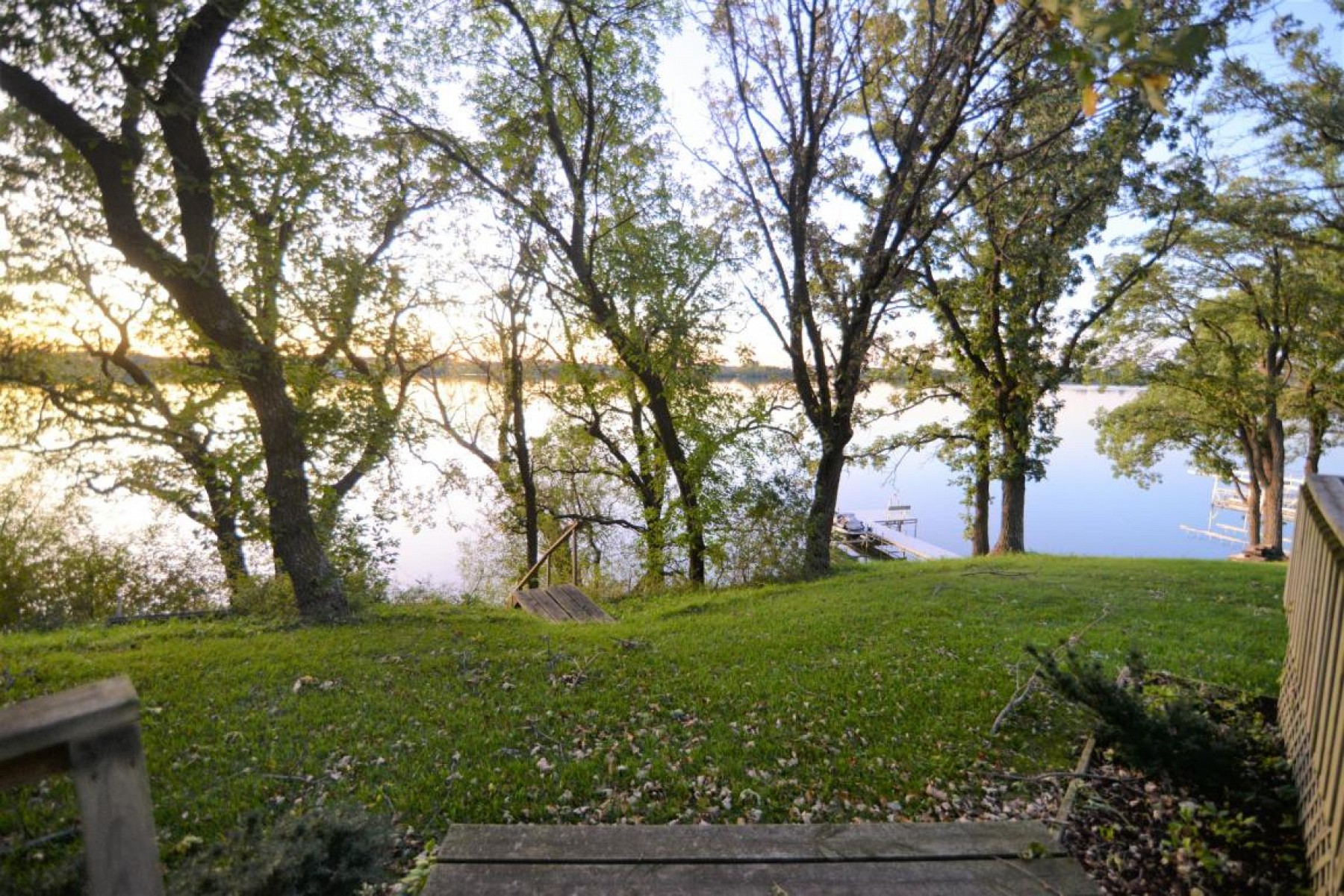 792 Lake Hendricks Drive, White, SD 57276