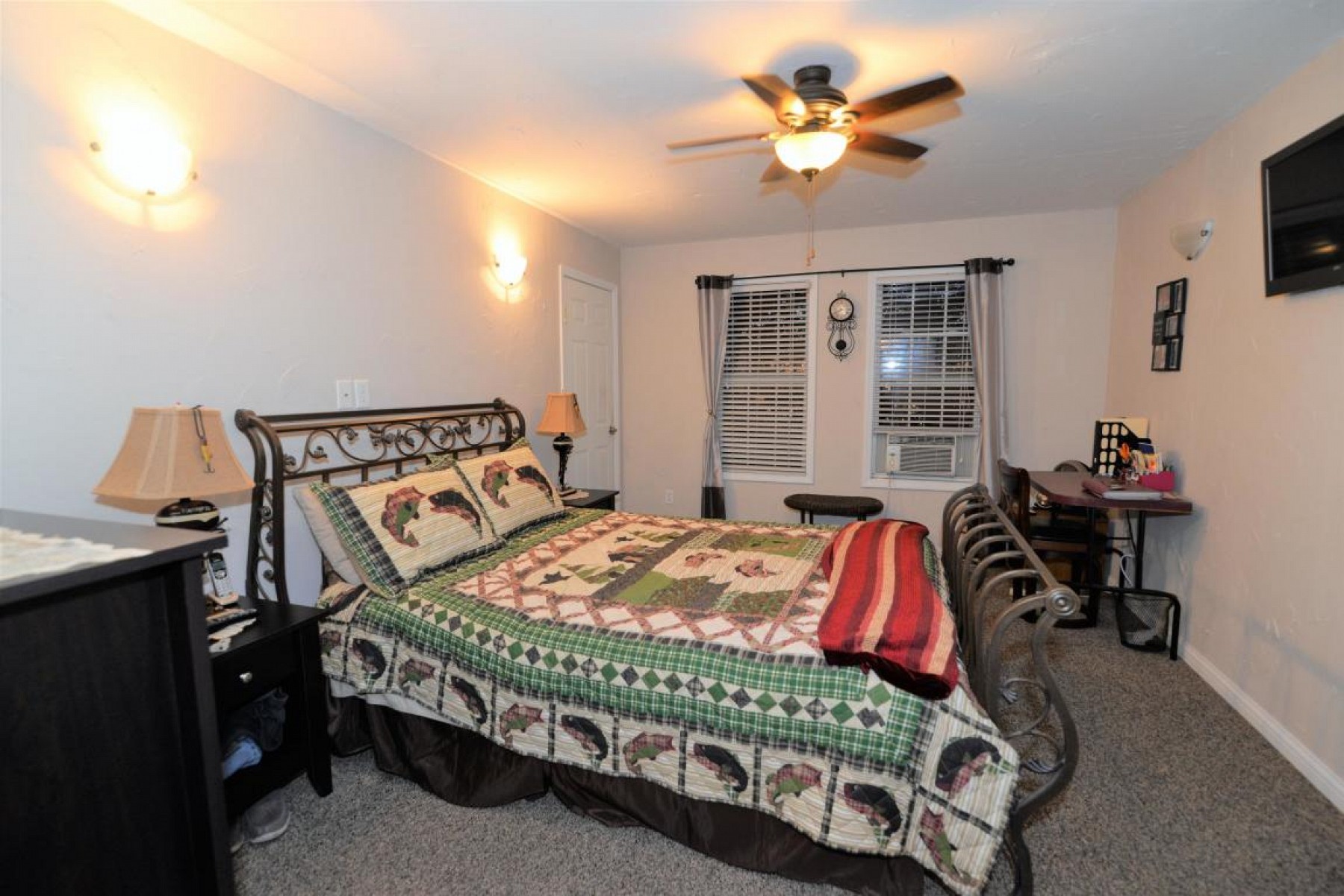 792 Lake Hendricks Drive, White, SD 57276