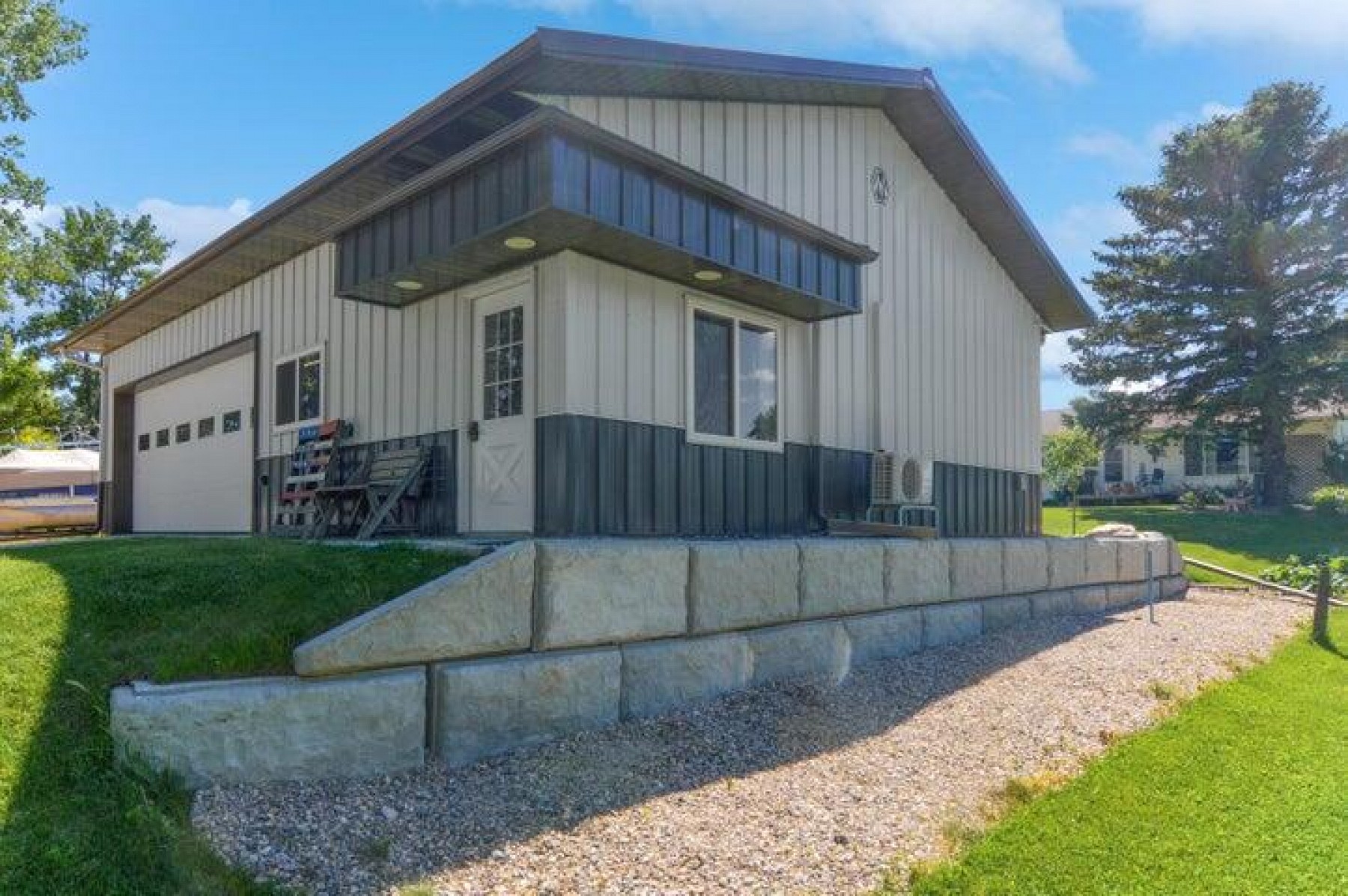 182 Lake Drive, Lake Poinsett, SD 57234