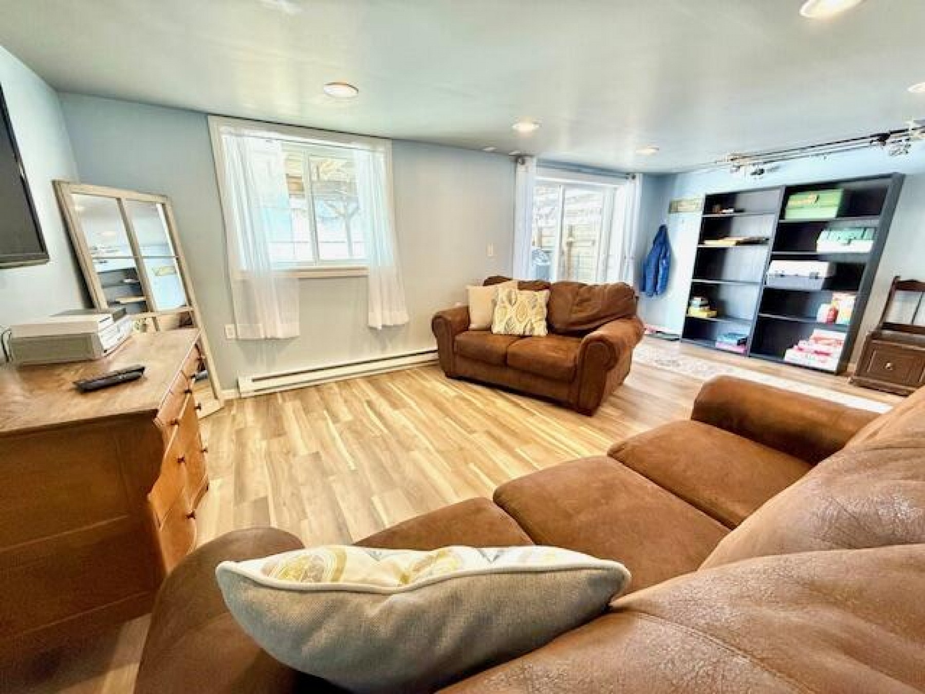 182 Lake Drive, Lake Poinsett, SD 57234