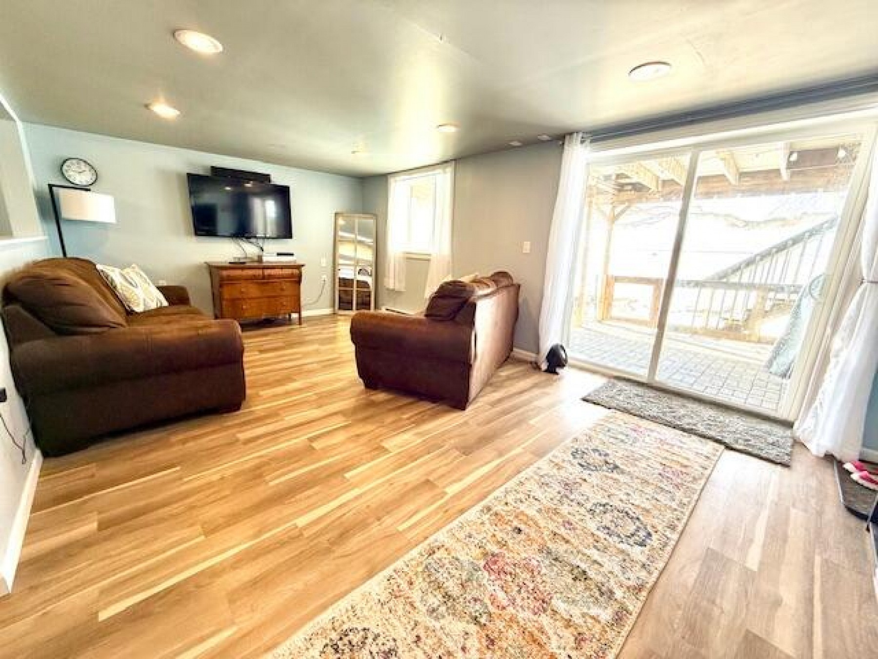 182 Lake Drive, Lake Poinsett, SD 57234