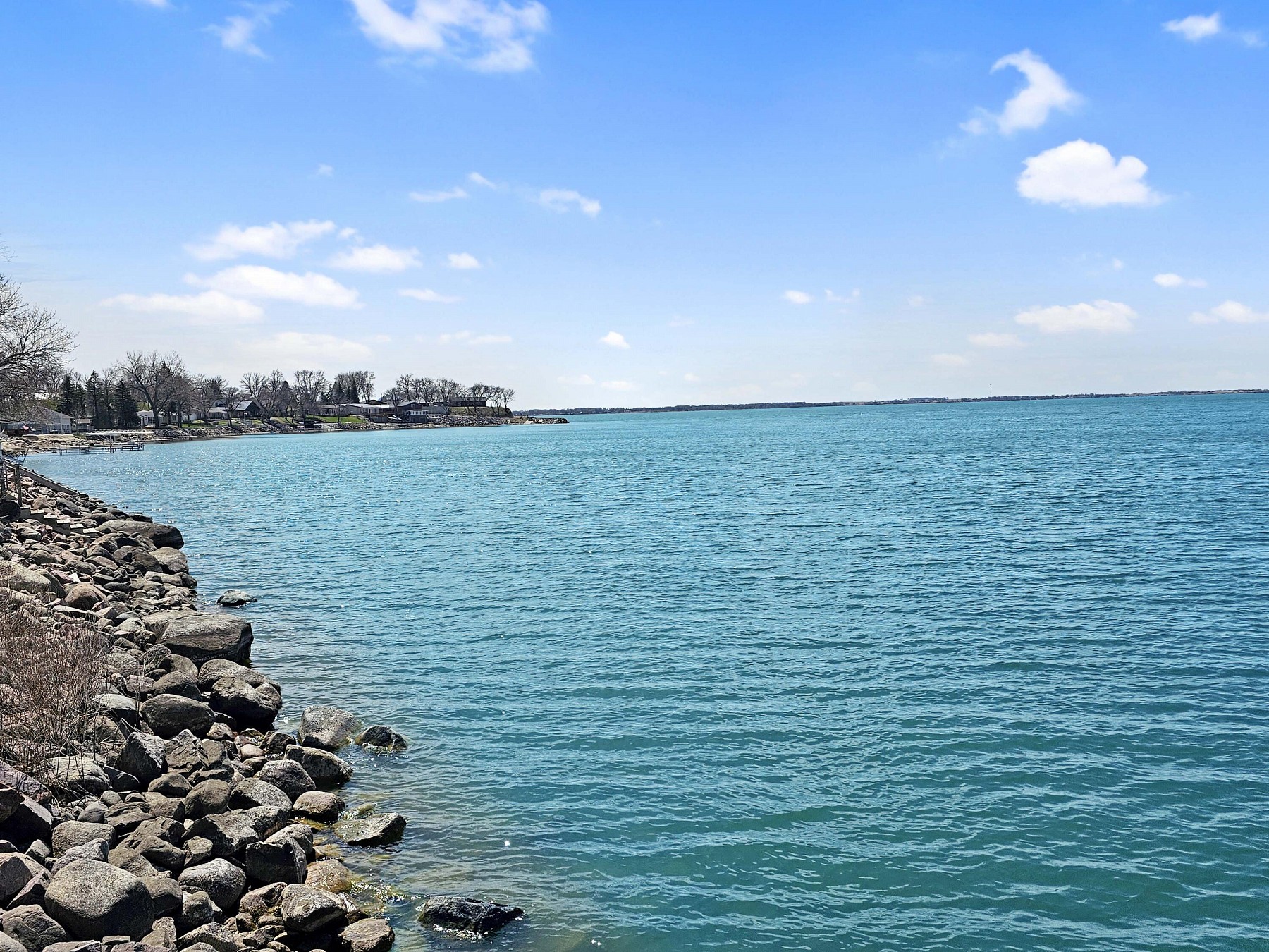 182 Lake Drive, Lake Poinsett, SD 57234