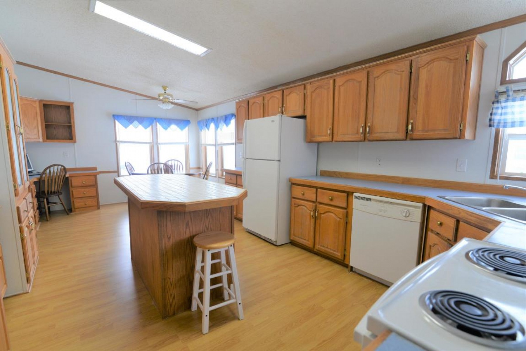 900 15th Street, Brookings, SD 57006