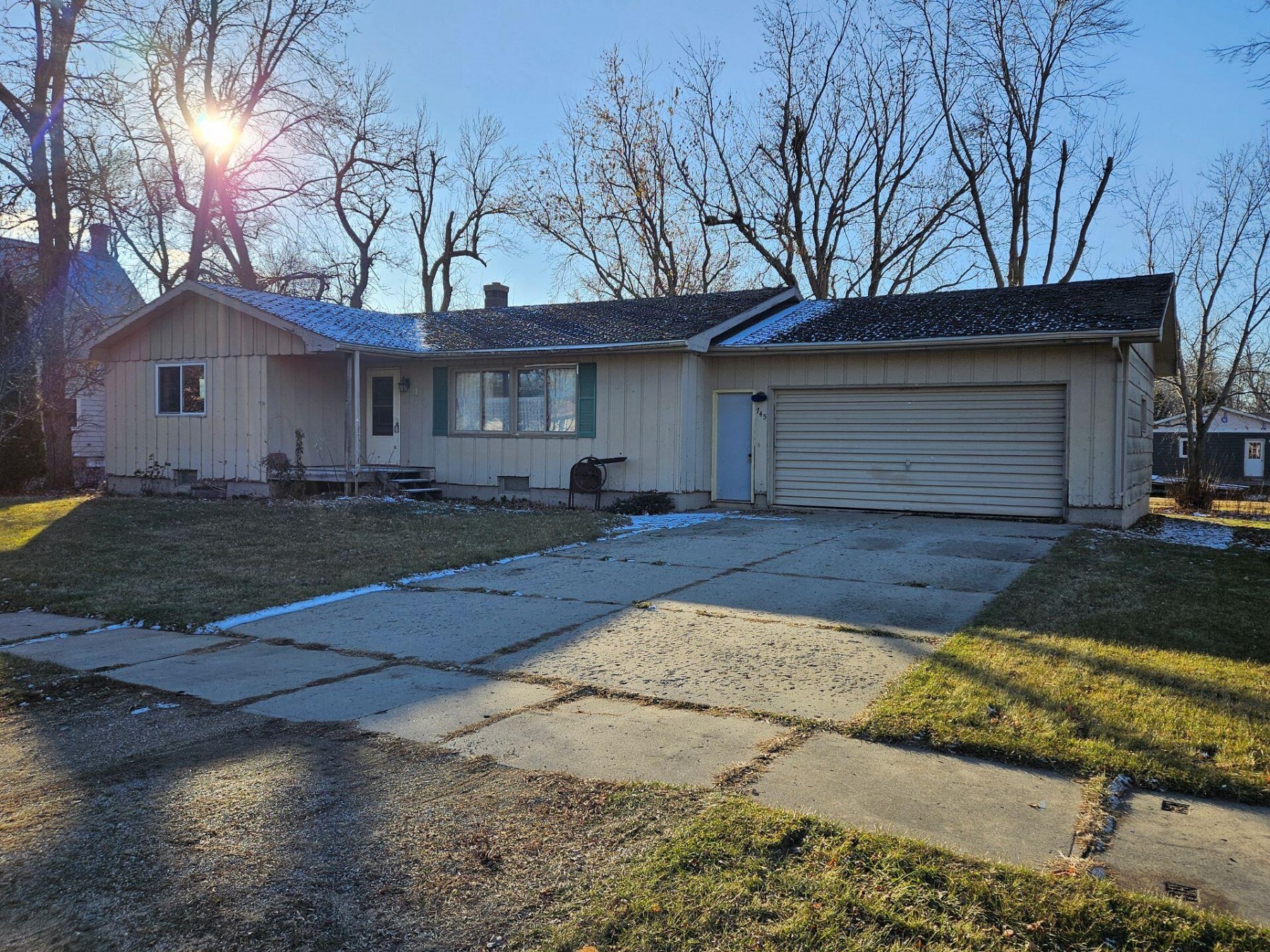 745 Dakota Street, Toronto, SD 57268