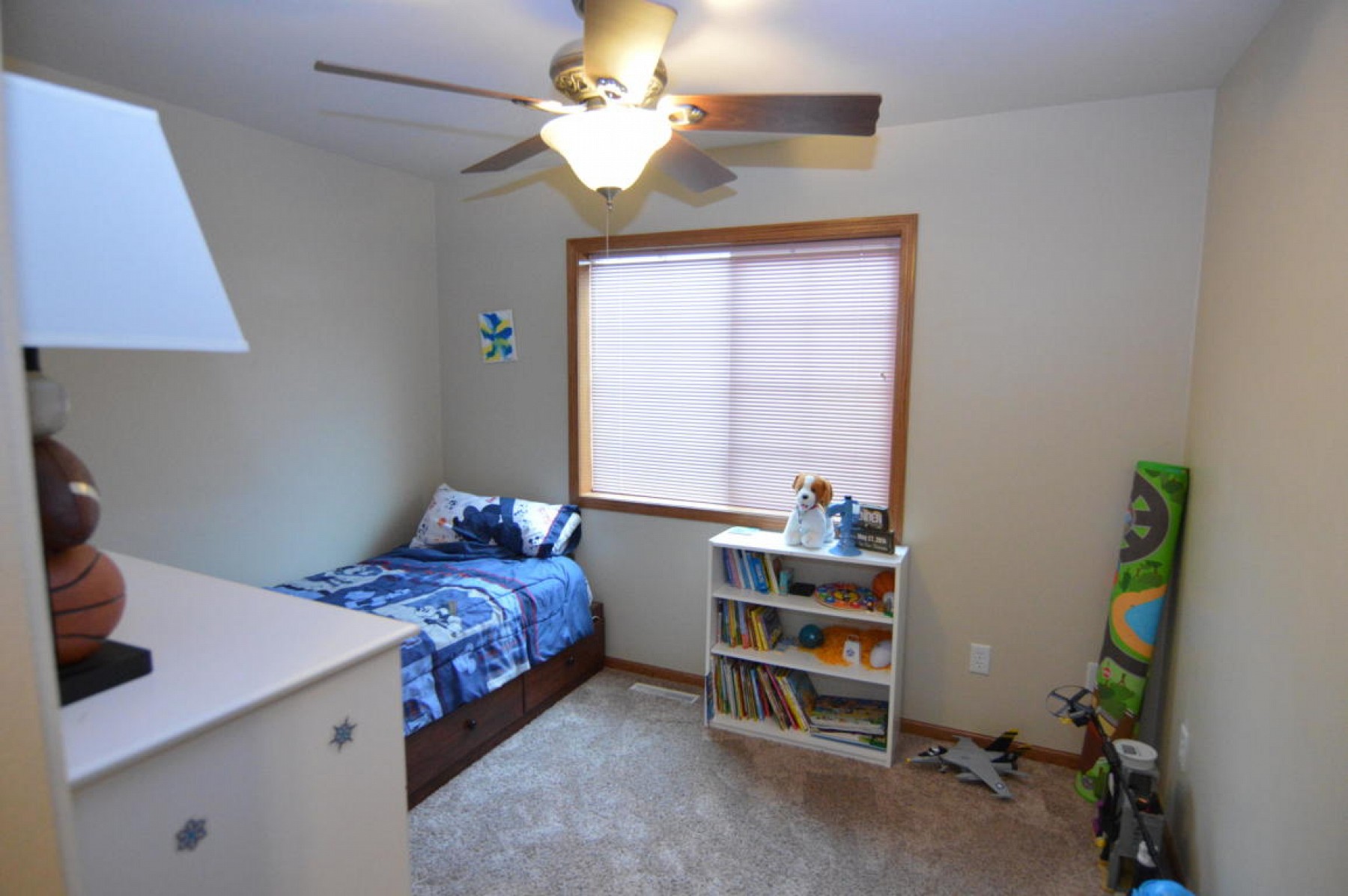 1300 Yorktown Circle, Brookings, SD 57006