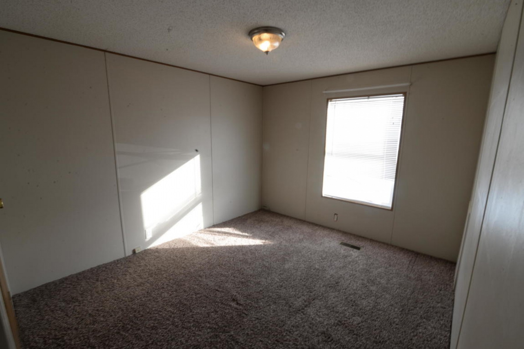 600 5th Avenue, Brookings, SD 57006