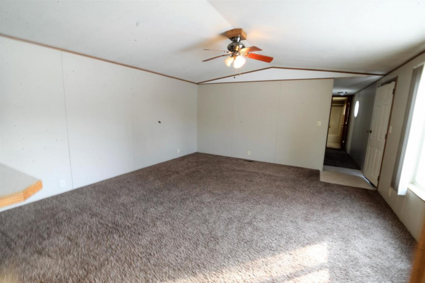 600 5th Avenue, Brookings, SD 57006