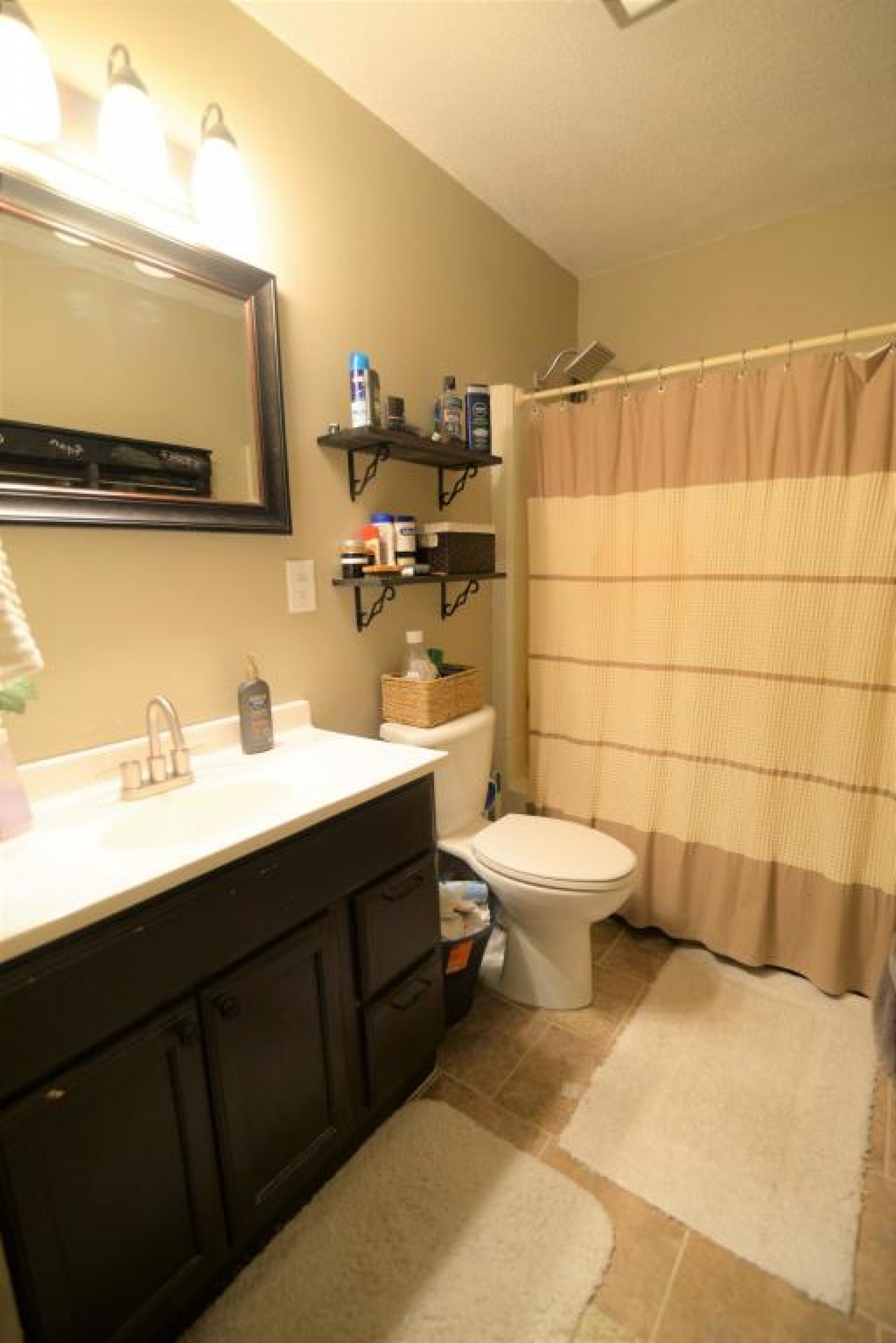 400 21st Avenue, Brookings, SD 57006