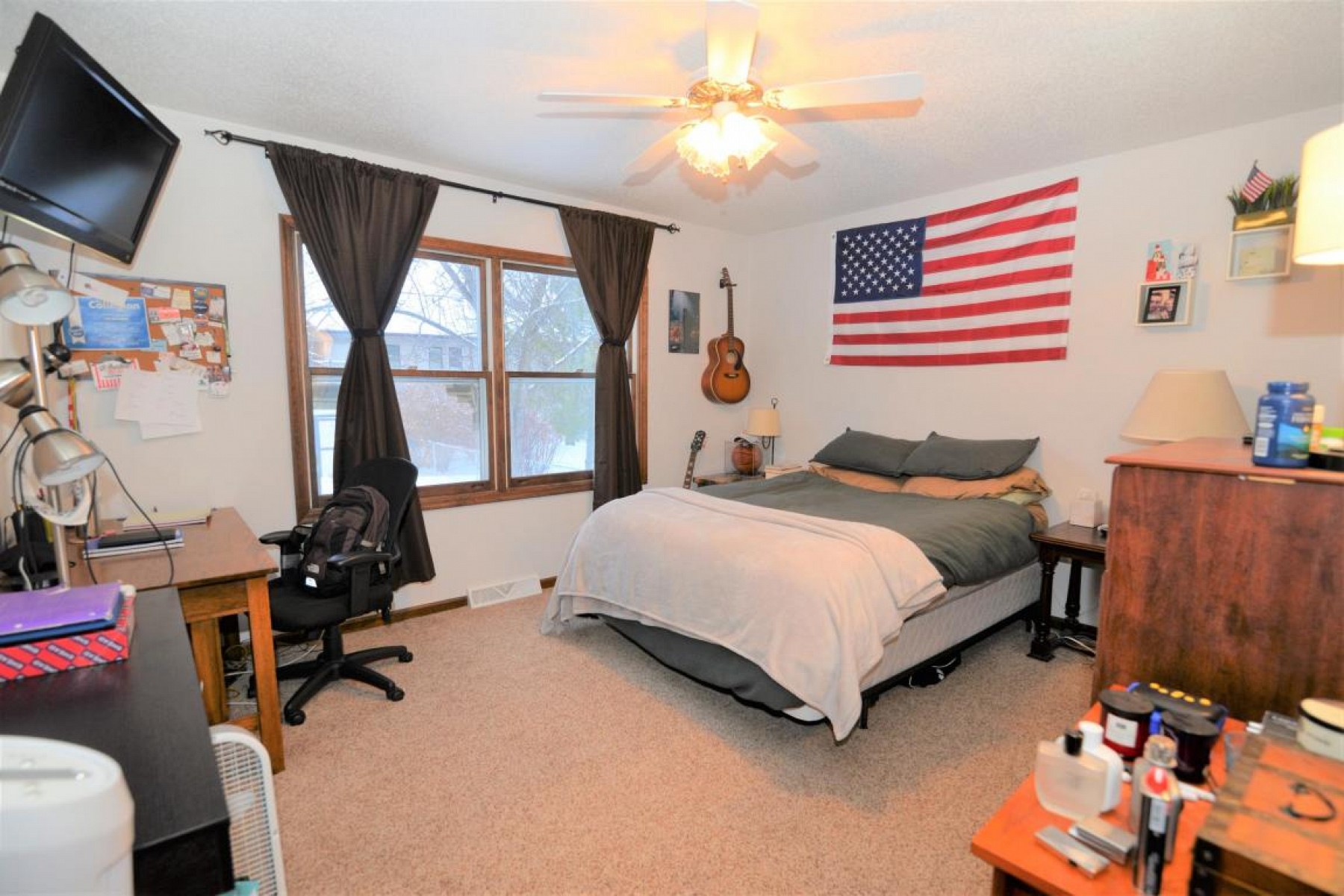 400 21st Avenue, Brookings, SD 57006