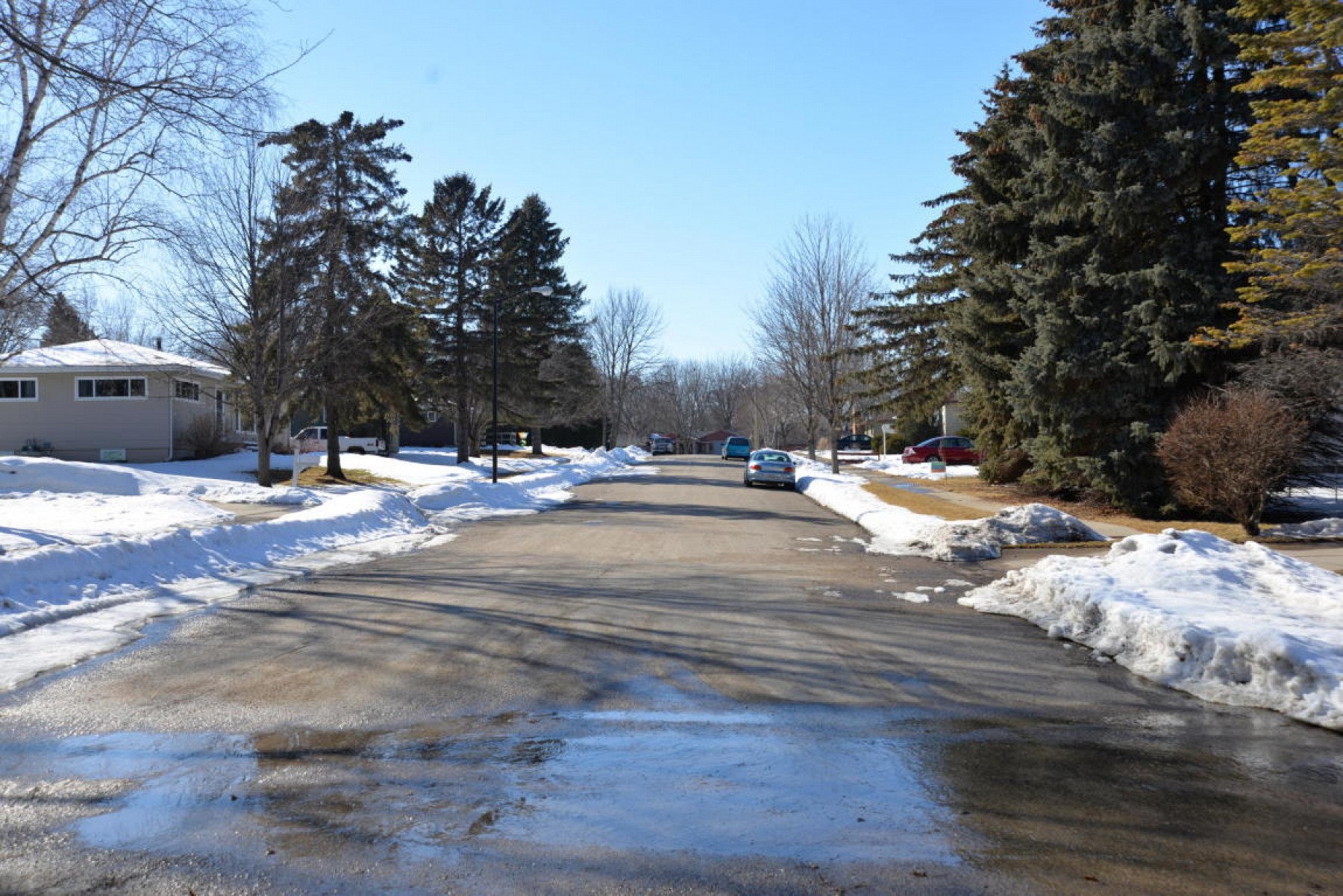 400 21st Avenue, Brookings, SD 57006