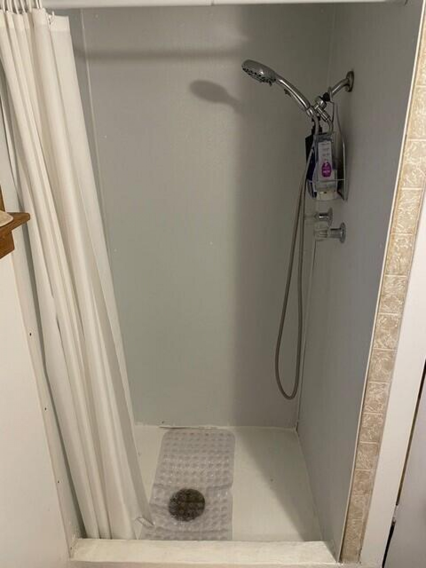 303 Lake Avenue S, Lake Preston, SD 57249