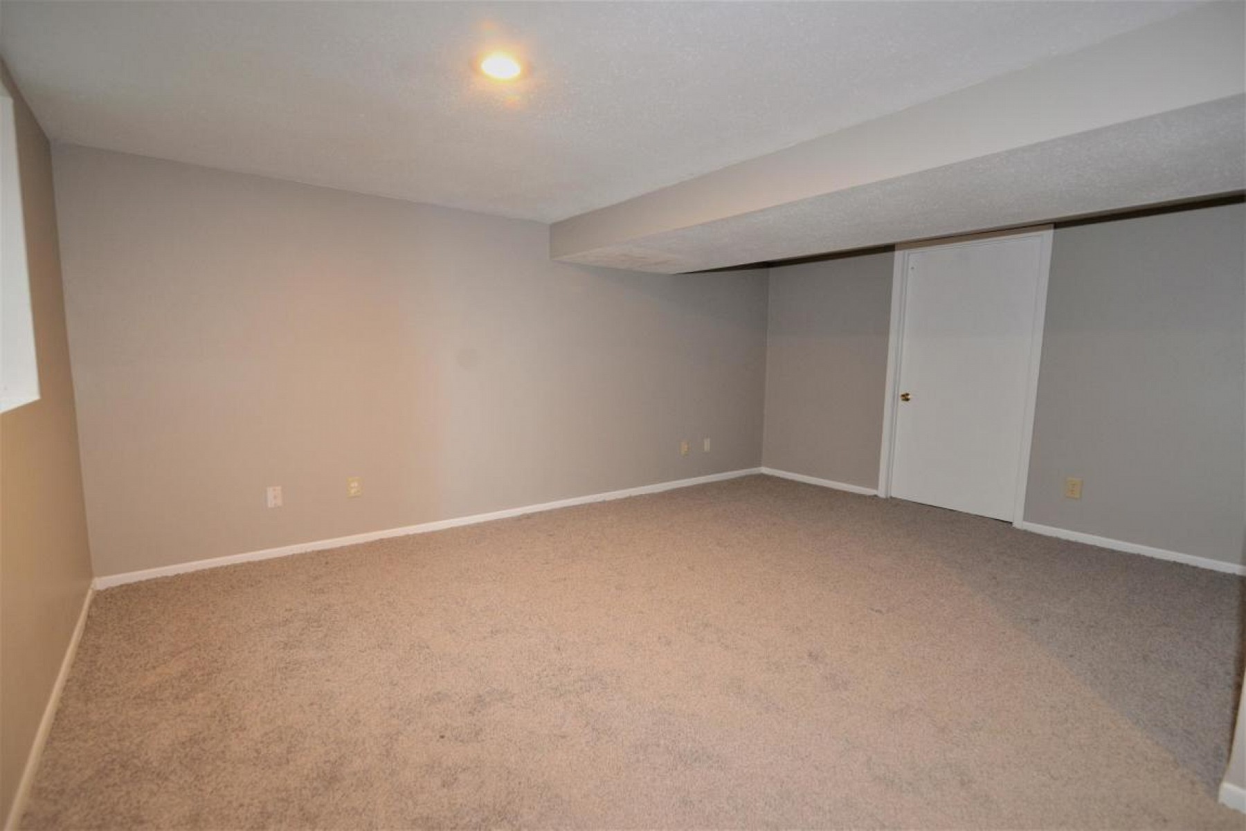 1018 Circle Drive, Brookings, SD 57006