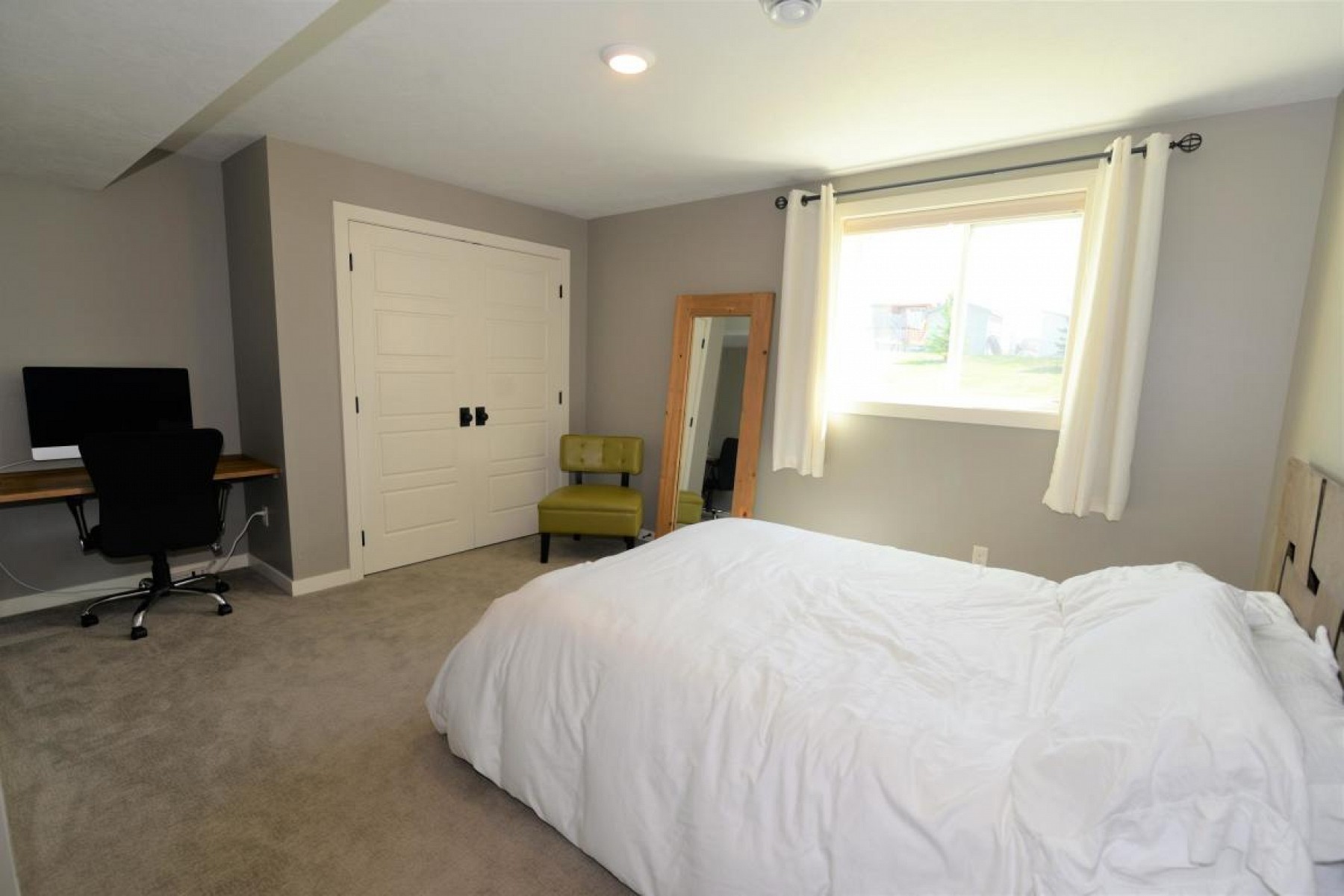 1817 Windermere Way, Brookings, SD 57006