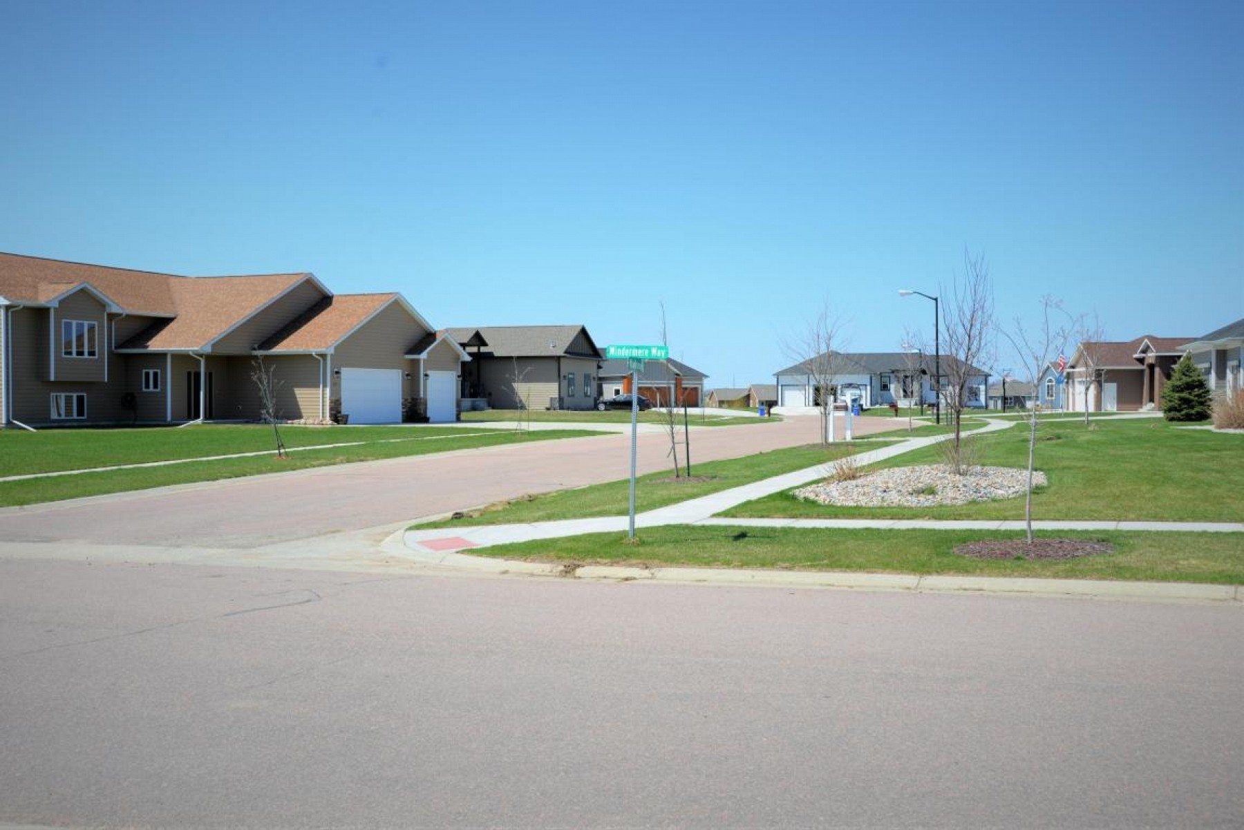 1817 Windermere Way, Brookings, SD 57006