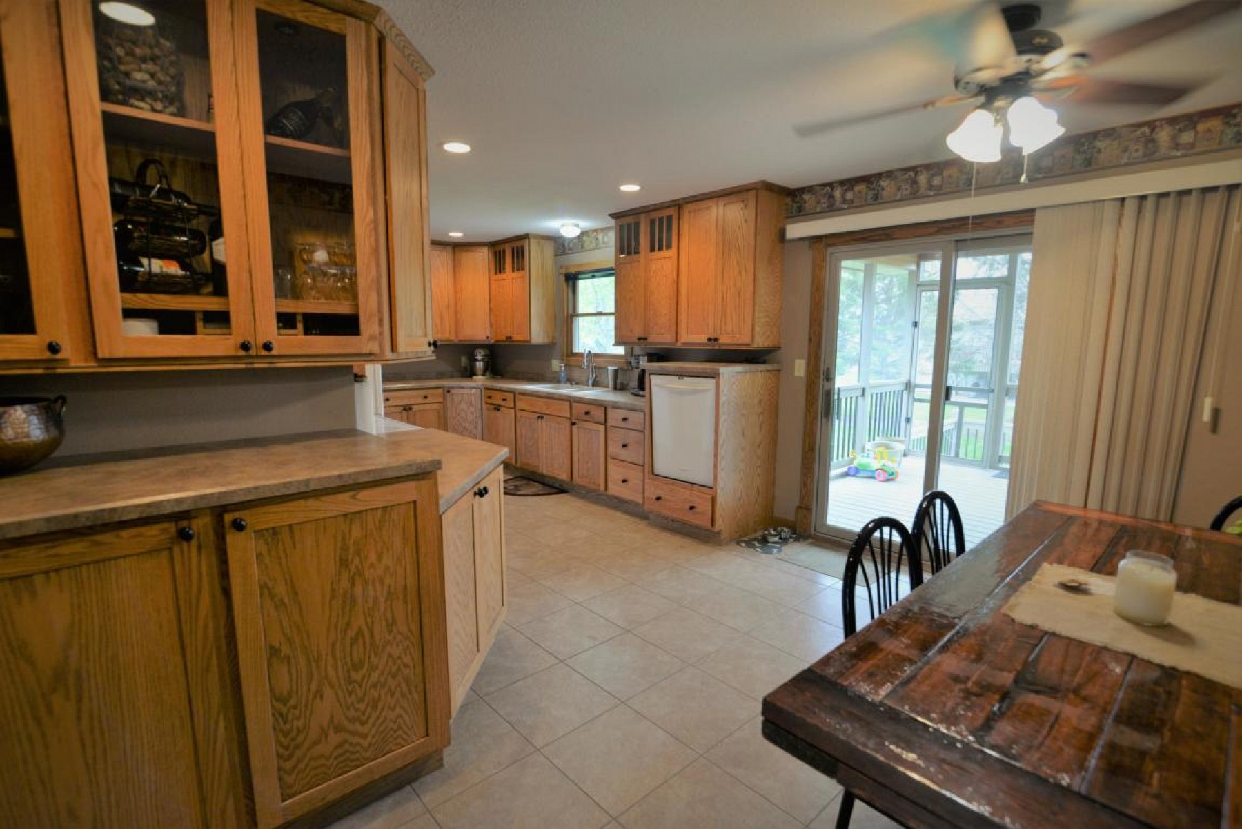 418 Hunters Ridge Road, Brookings, SD 57006