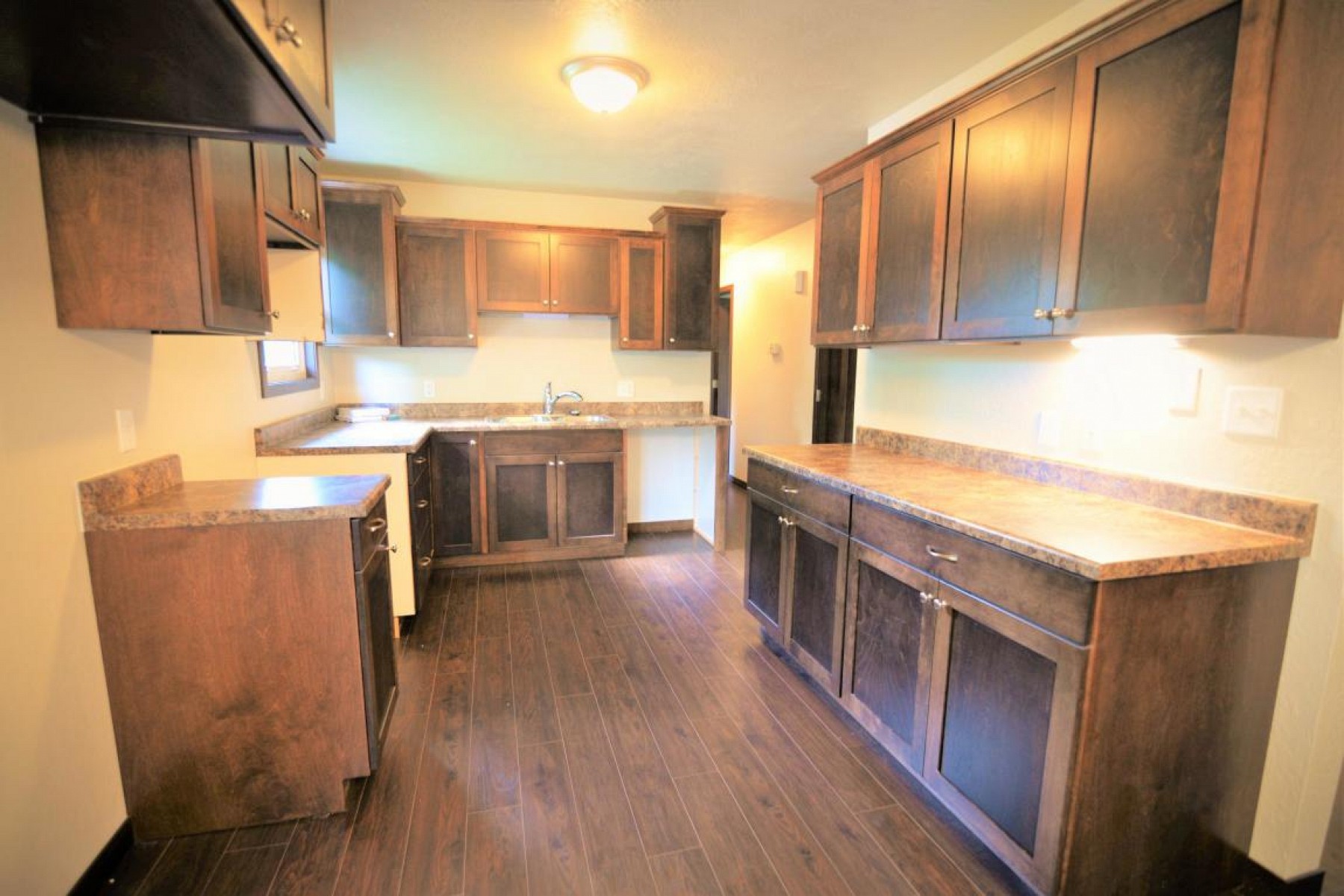 944 Broken Bow Trail, Brookings, SD 57006