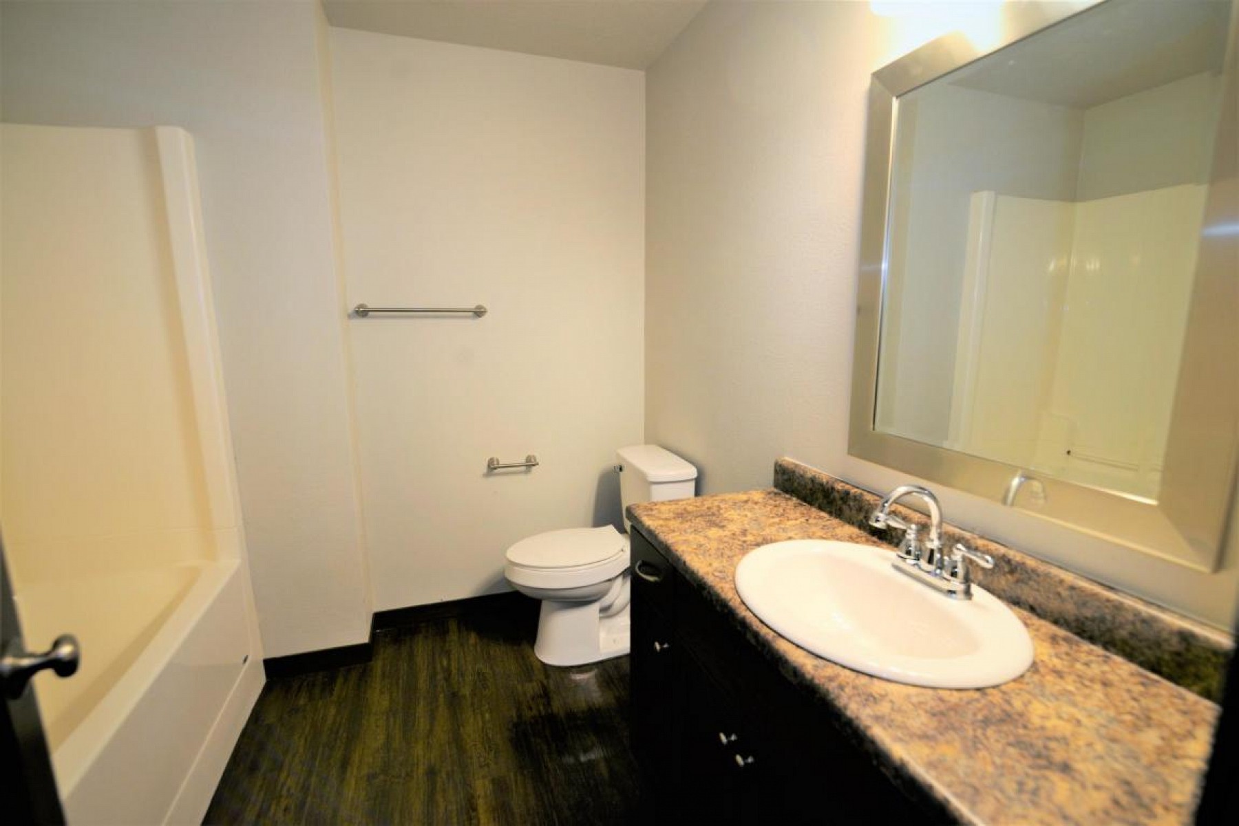 944 Broken Bow Trail, Brookings, SD 57006