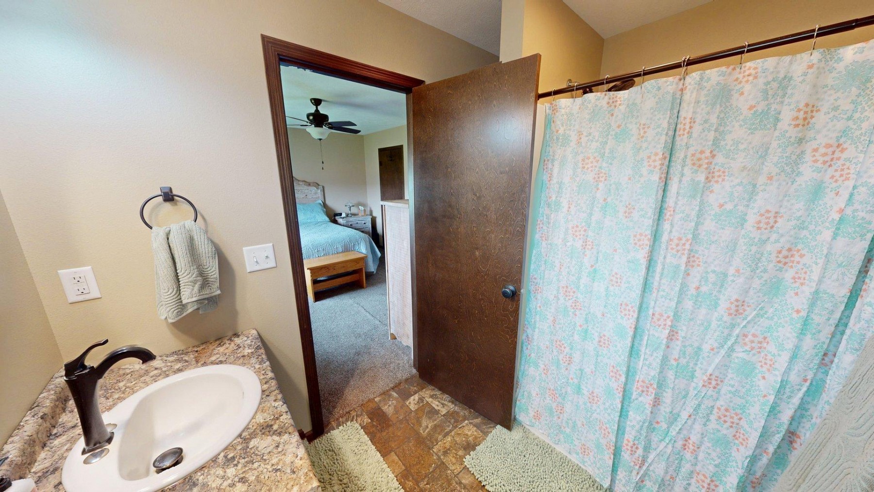 210 Lindsay Drive, Aurora, SD 57002